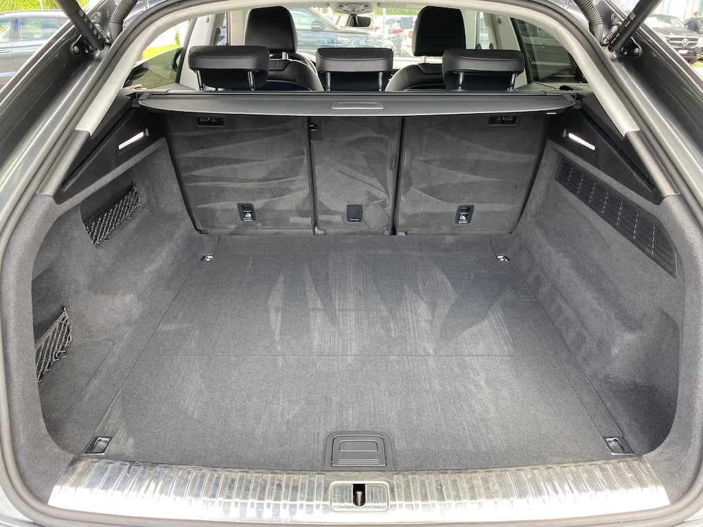 AUDI Q8 45 TDI Black Edition quattro tiptronic-image-16
