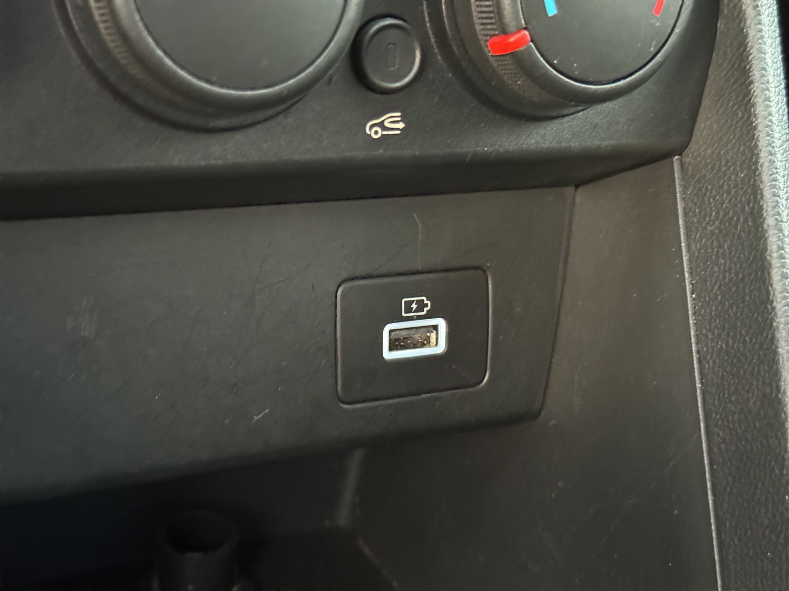 DACIA Jogger TCe 110 Comfort-image-24
