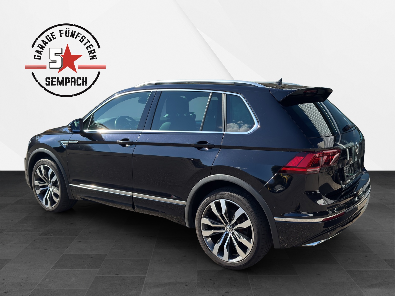 VW Tiguan 2.0TSI Highline 4Motion DSG-showroom-element-2