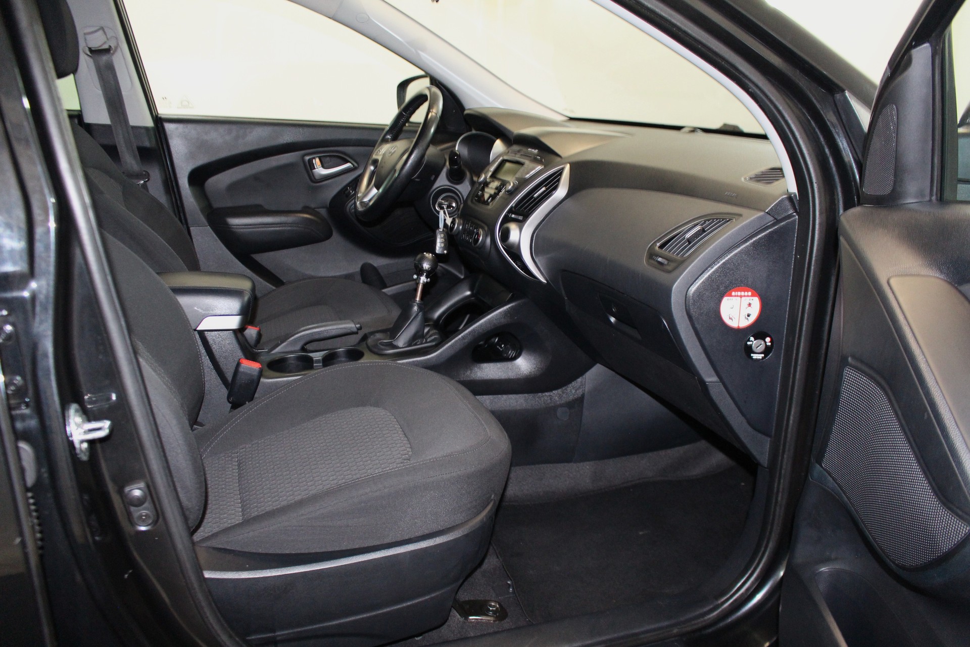 HYUNDAI iX 35 2.0 Comfort 4WD-image-10