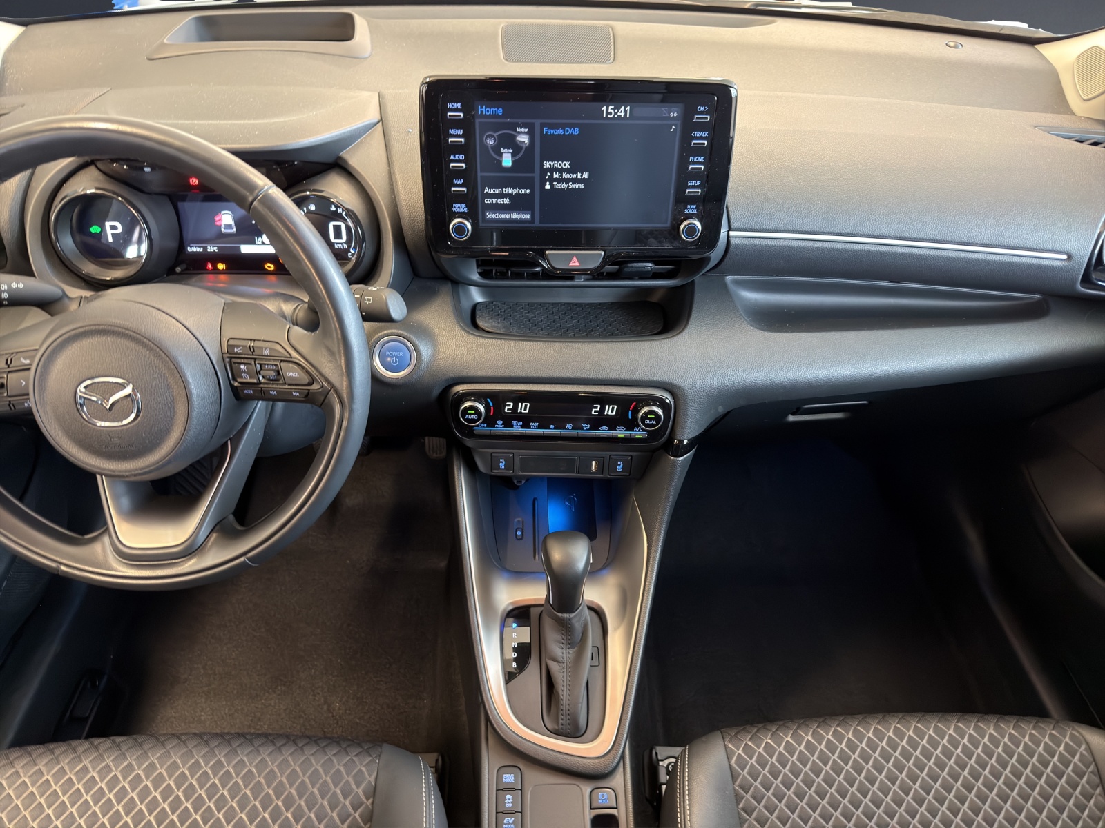 MAZDA 2 Hybrid Select-image-10