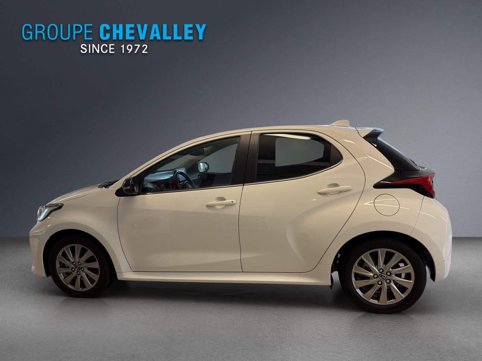 MAZDA 2 Hybrid Select-showroom-element-2
