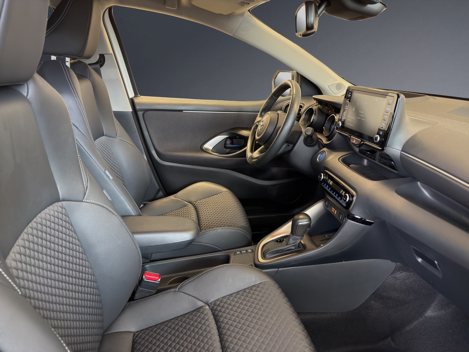 MAZDA 2 Hybrid Select-image-8