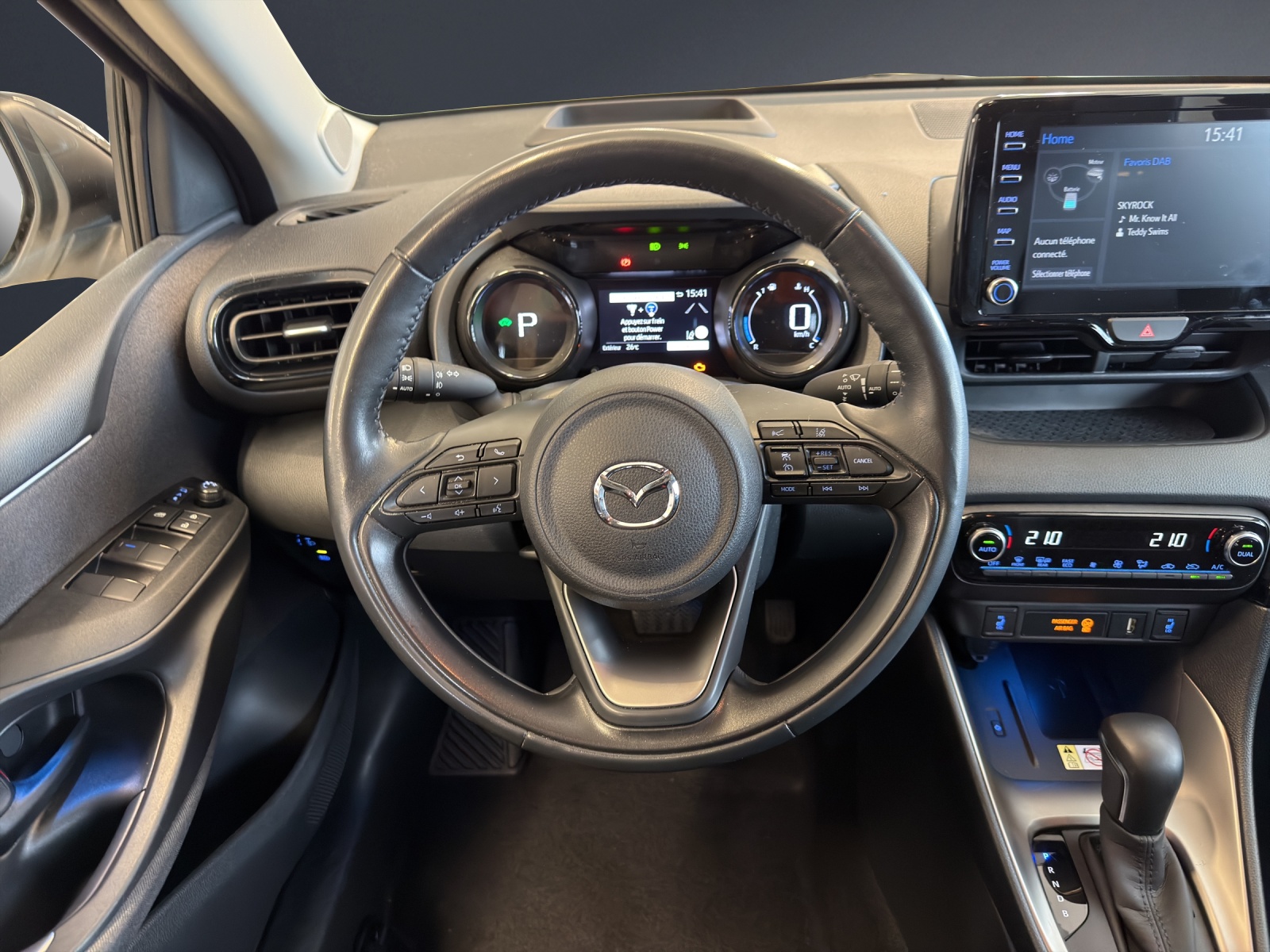 MAZDA 2 Hybrid Select-image-11