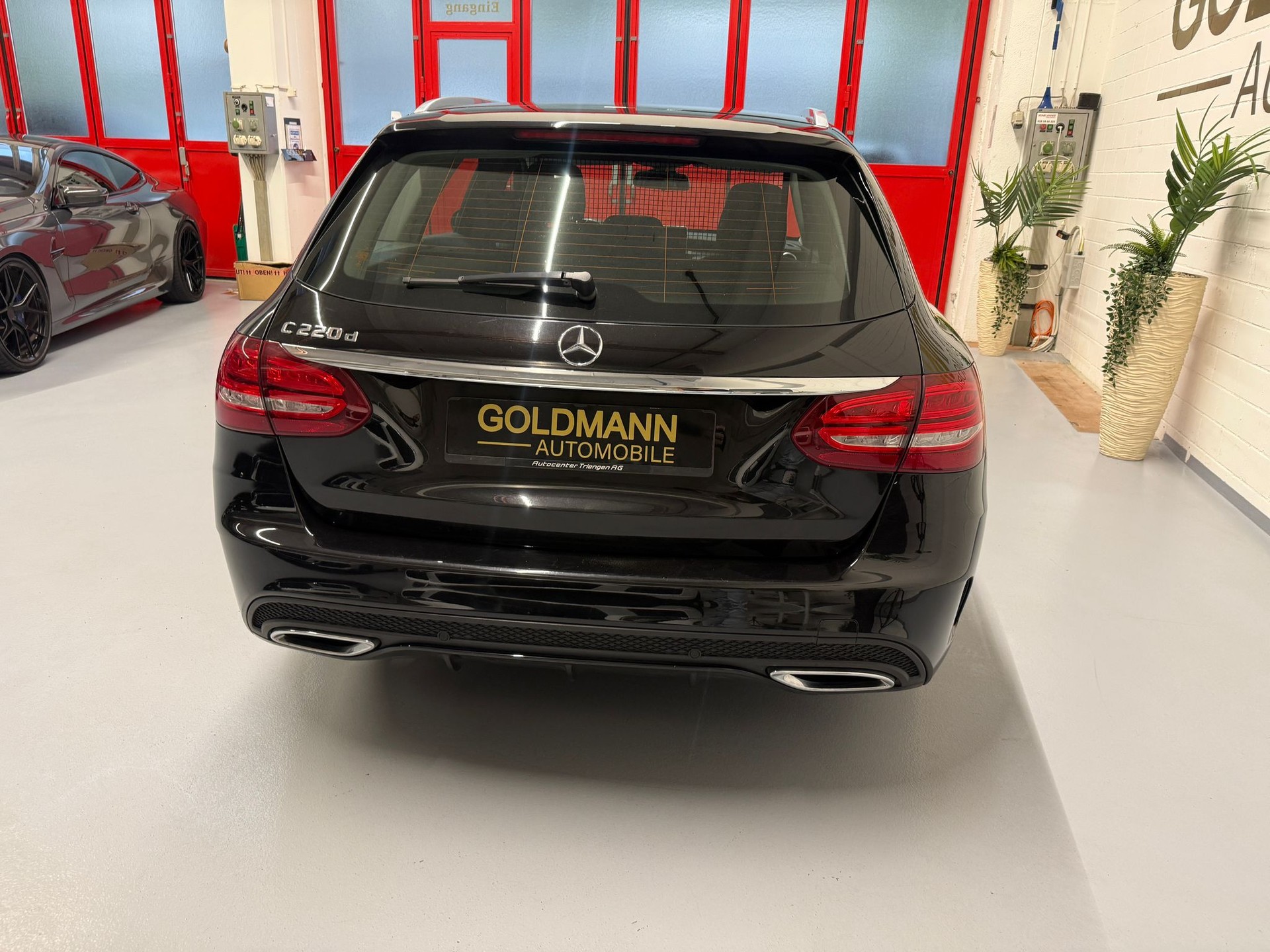 MERCEDES-BENZ C 220 d AMG Line 9G-Tronic-image-4