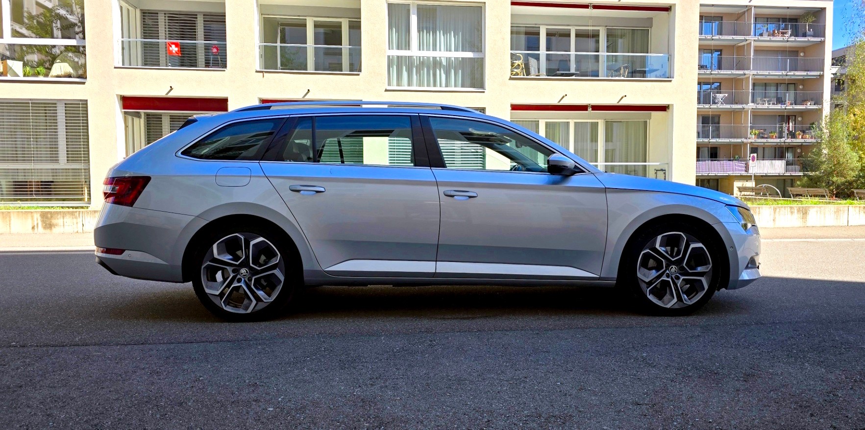 SKODA 2.0 TDI 190 Style 4x4 DSG-image-1