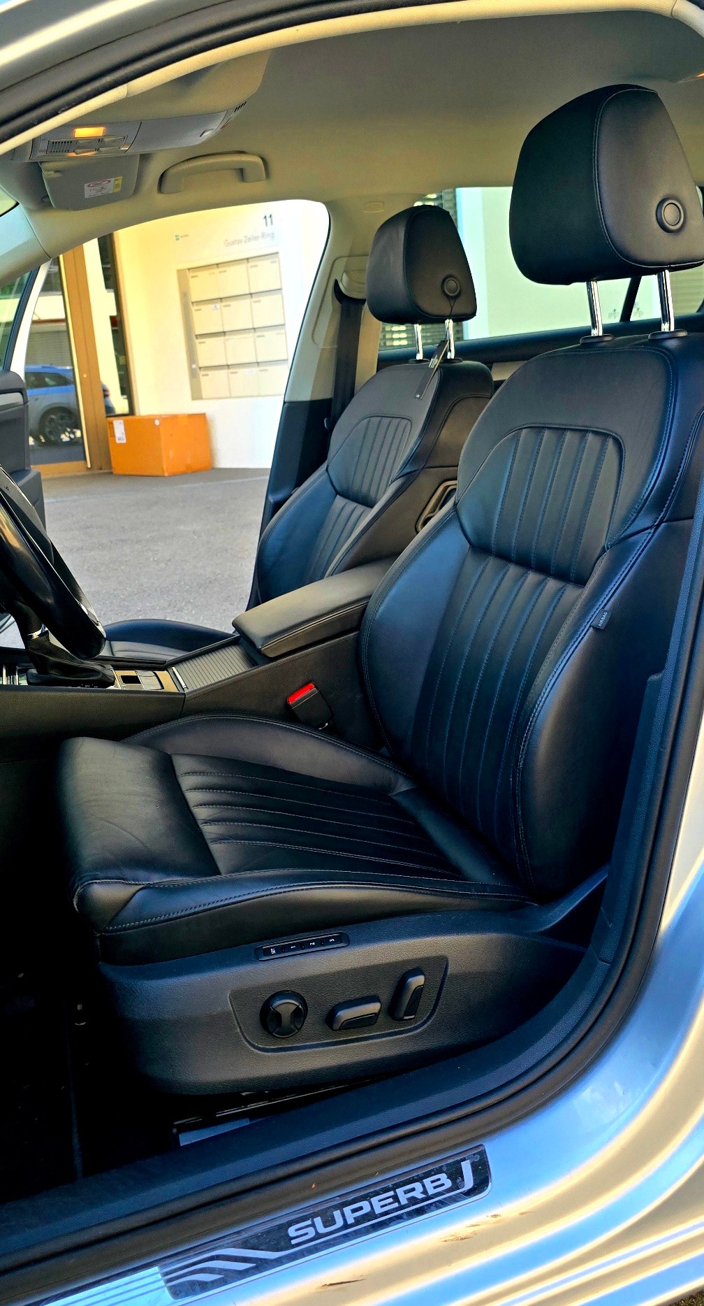 SKODA 2.0 TDI 190 Style 4x4 DSG-image-4