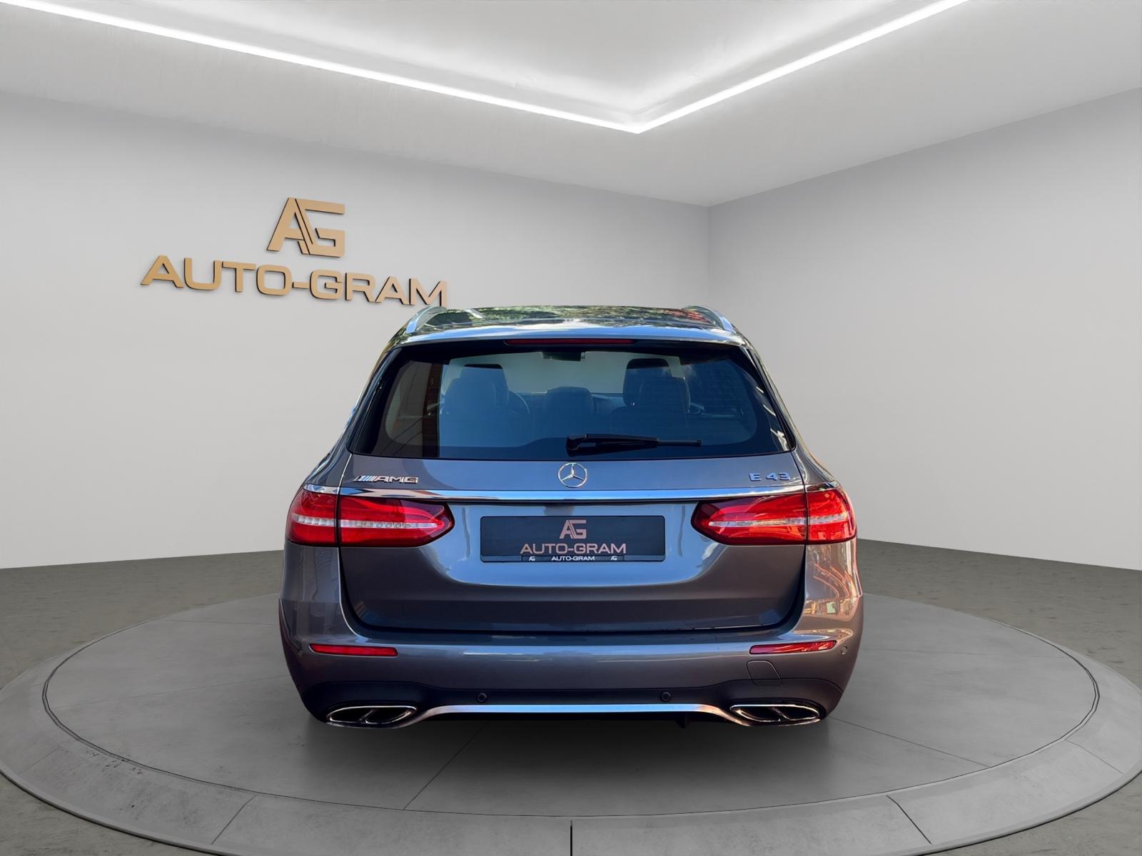 MERCEDES-BENZ E 43 AMG 4 Matic 9G-Tronic-showroom-element-3