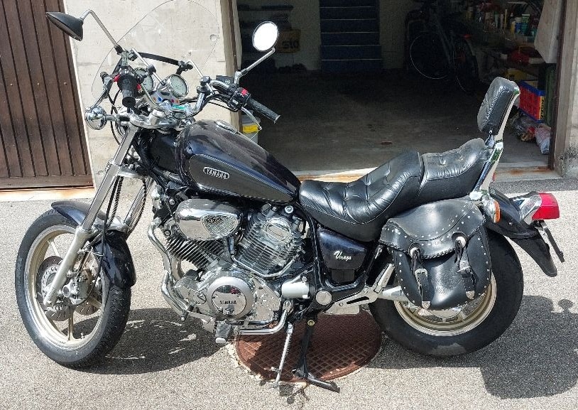 YAMAHA XV 1100 Virago-image-2