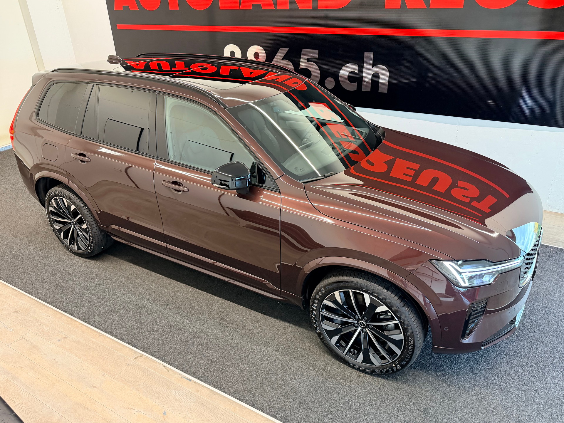VOLVO XC90 T8 eAWD PluginHybrid Ultra Dark Geartronic-image-4