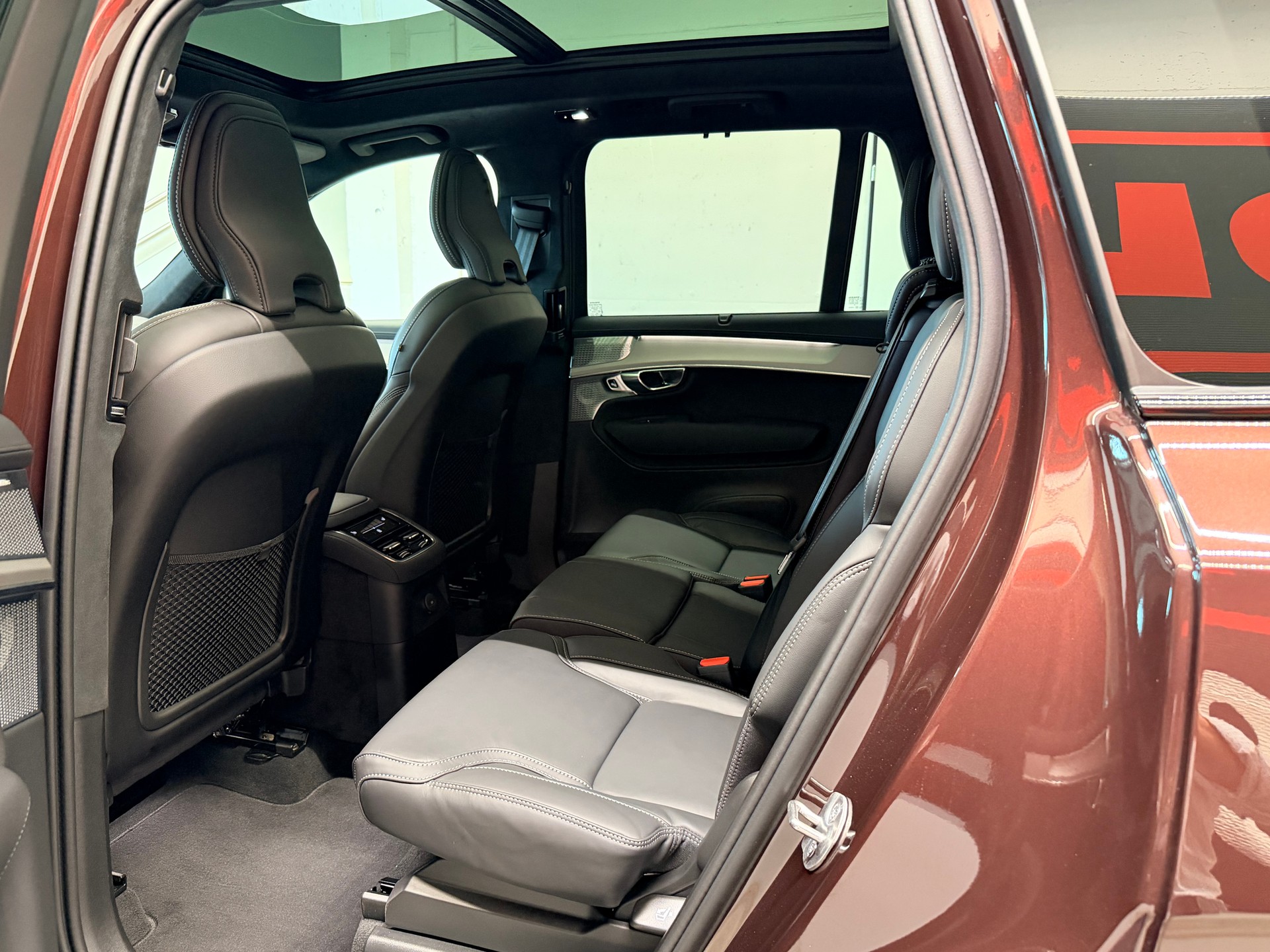 VOLVO XC90 T8 eAWD PluginHybrid Ultra Dark Geartronic-image-19