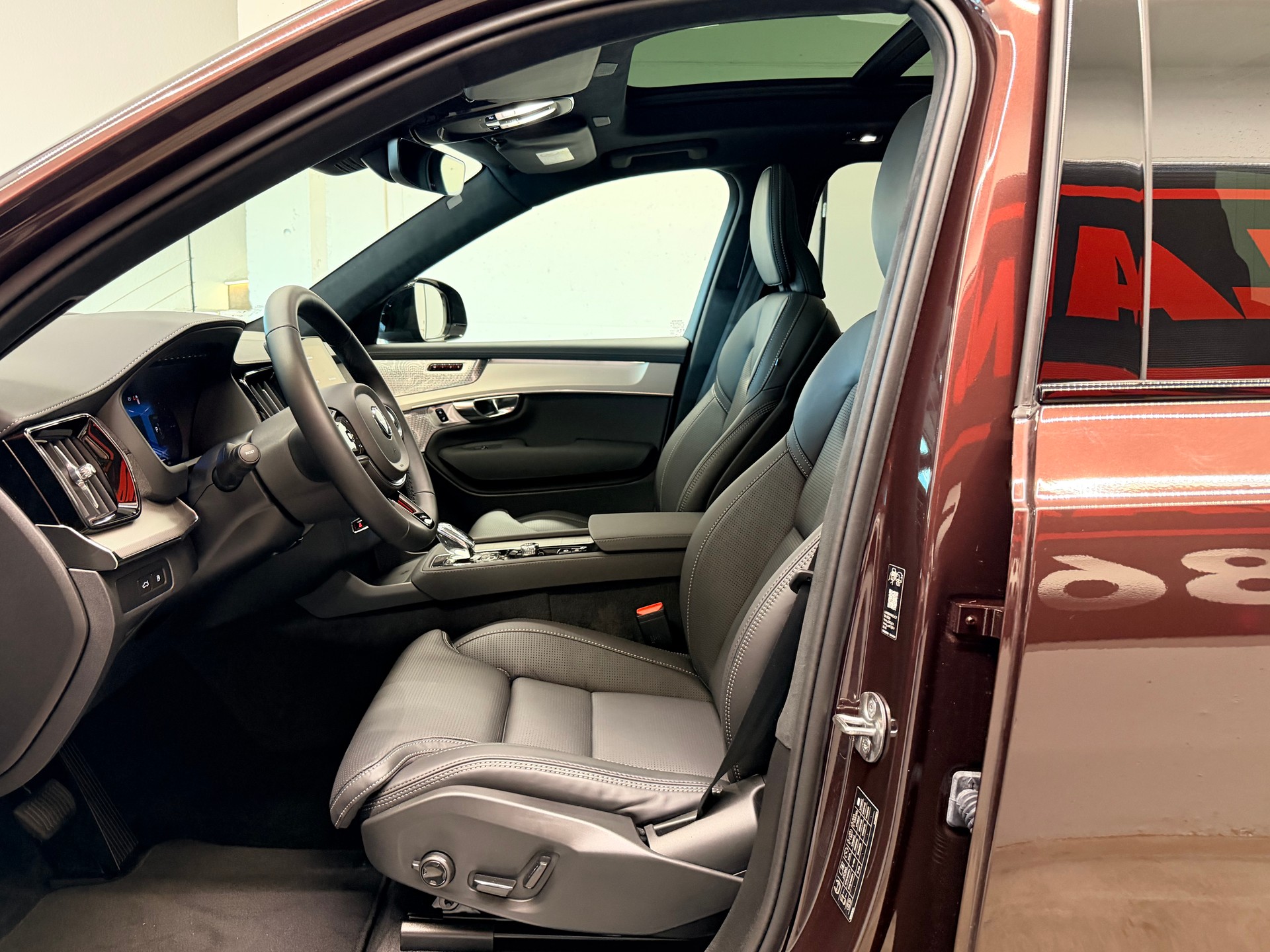 VOLVO XC90 T8 eAWD PluginHybrid Ultra Dark Geartronic-image-17