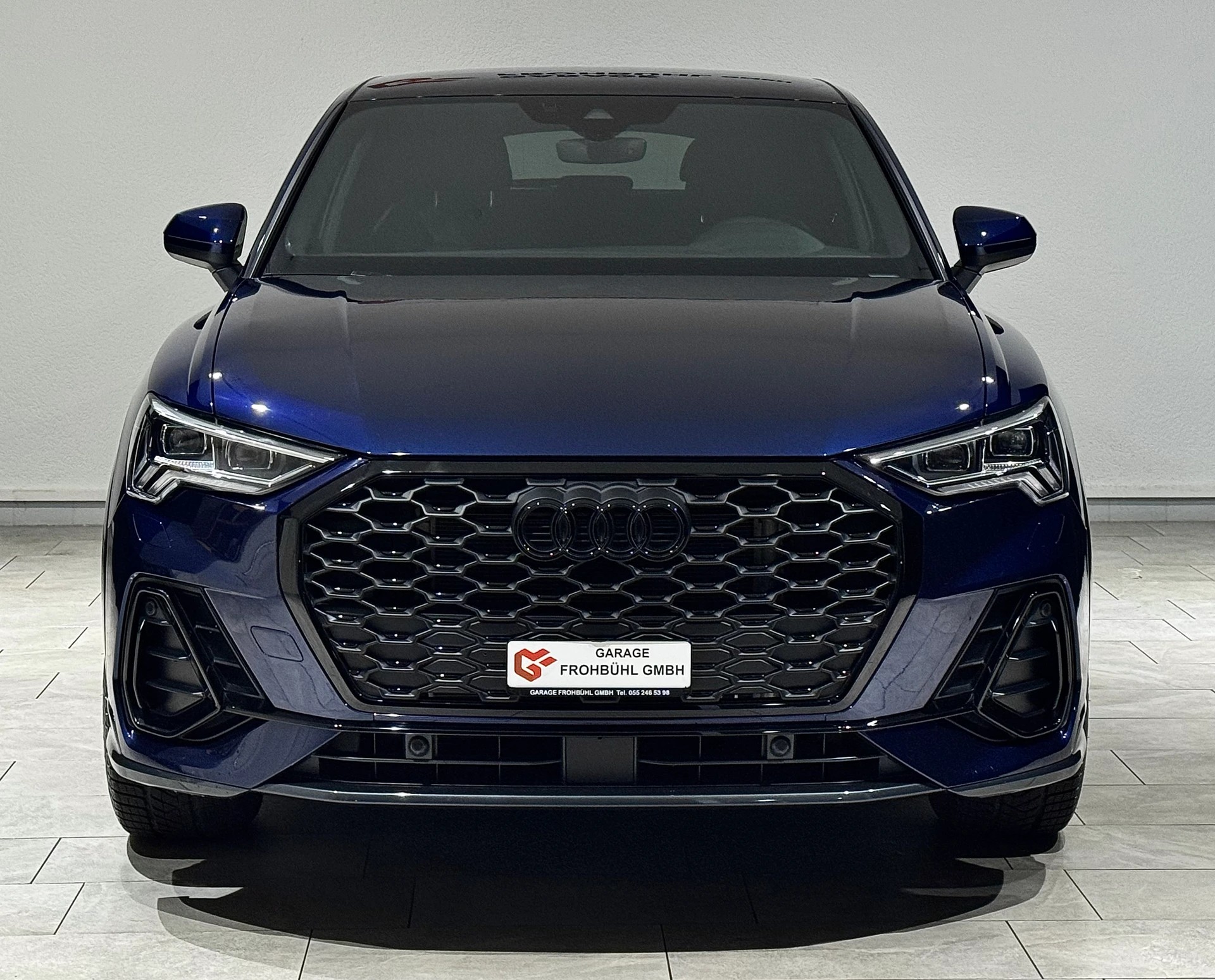AUDI Q3 Sportback 45 TFSI e S line S-tronic-showroom-element-2