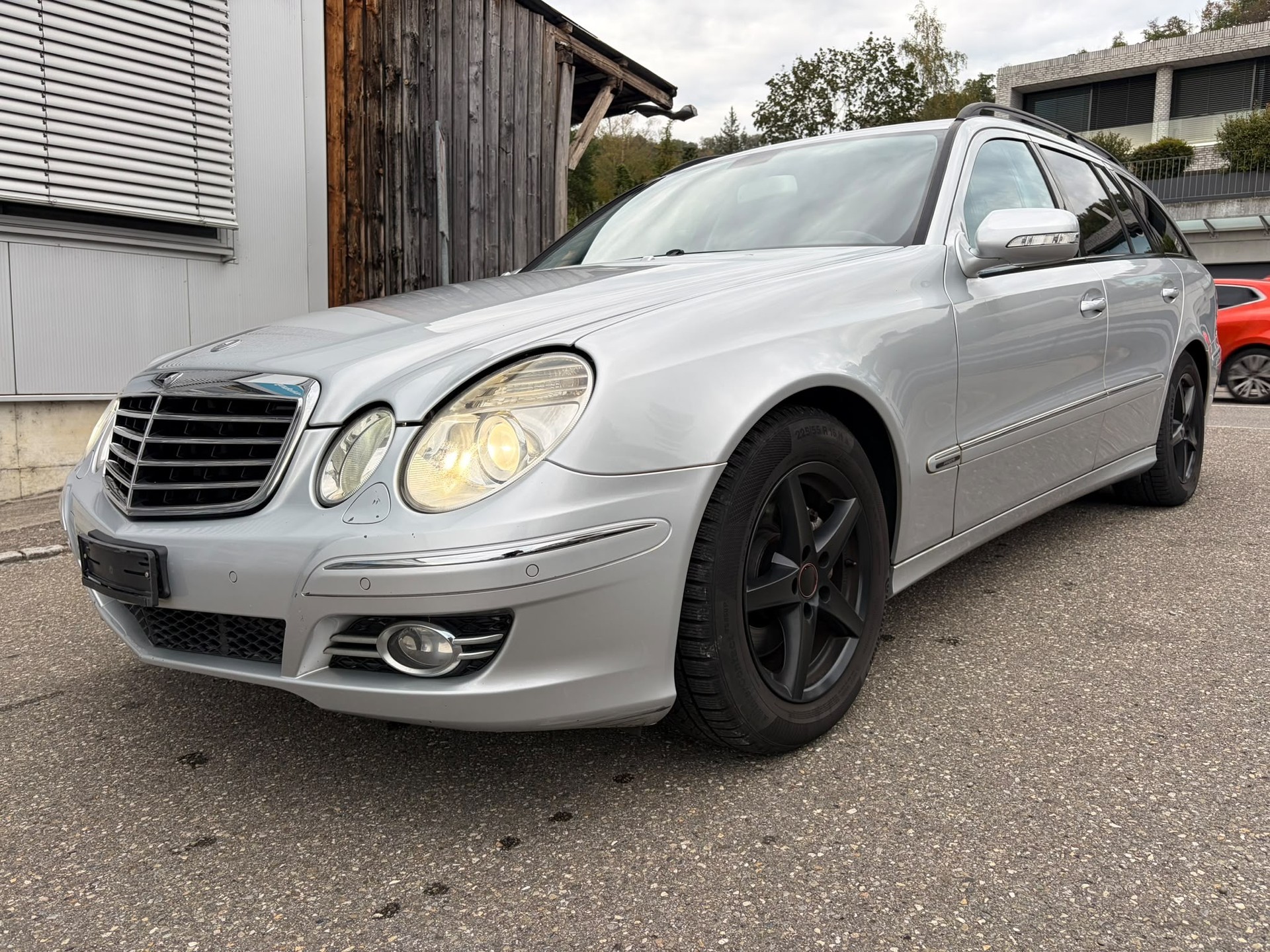 MERCEDES-BENZ E 280 Avantgarde