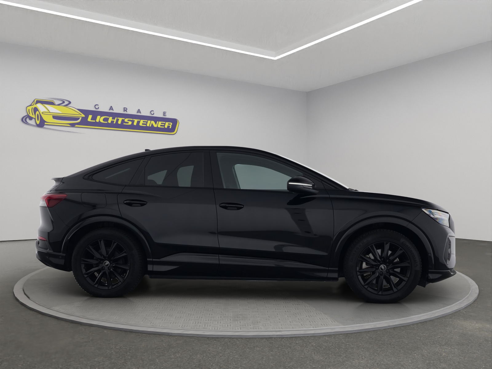 AUDI Q4 Sportback e-tron 50 quattro-image-5