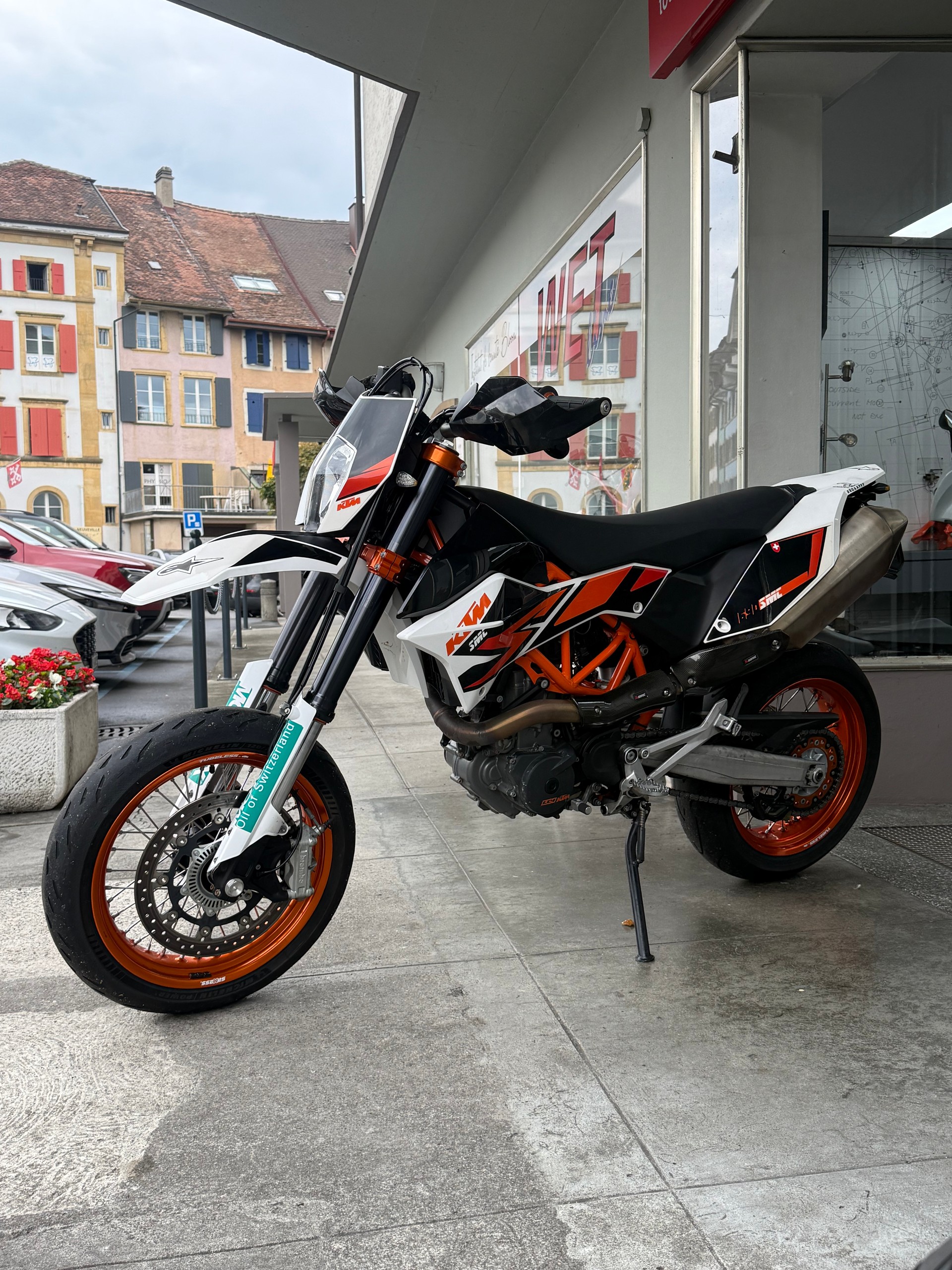 KTM 690 SMC R-image-2