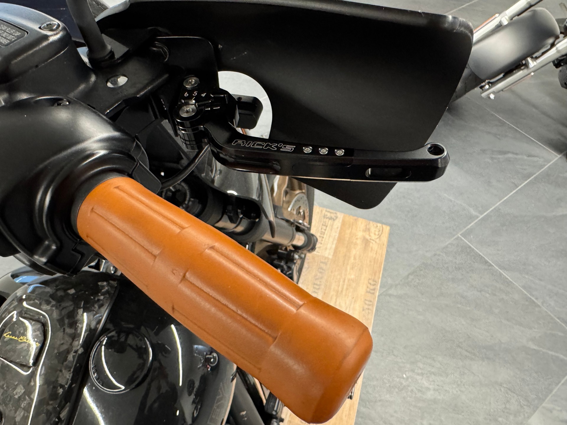 HARLEY-DAVIDSON FXLRS Low Rider S 114 ABS-image-8