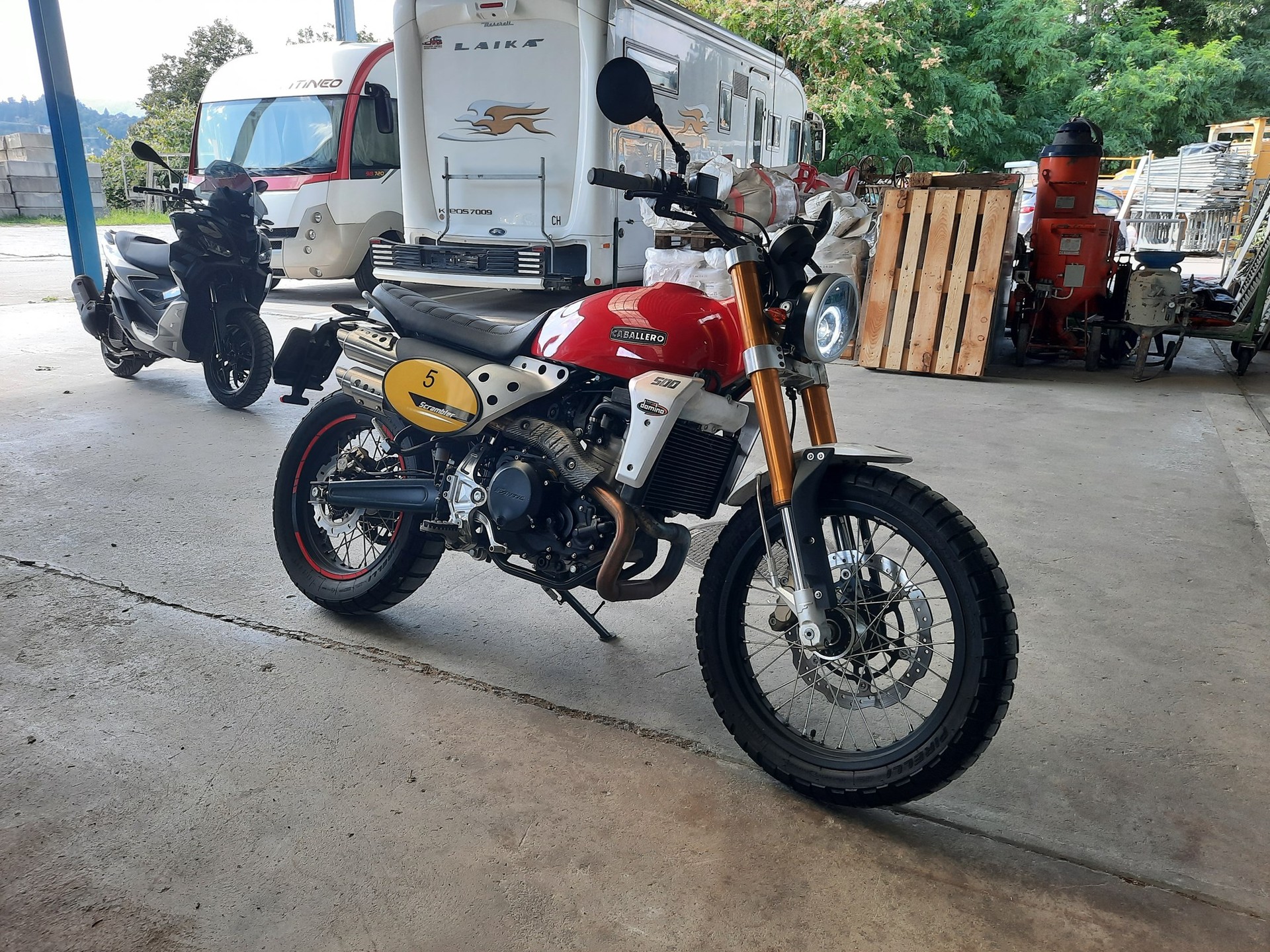 FANTIC Caballero 500
