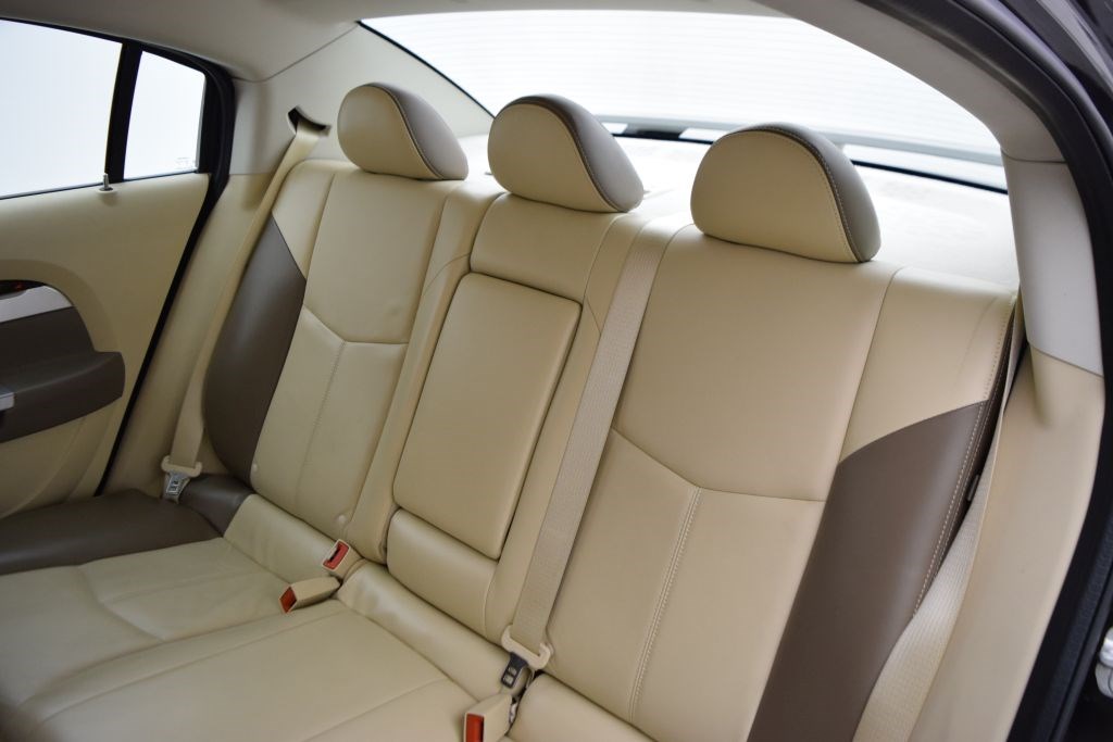 CHRYSLER Sebring 2.7 LTD V6-image-14