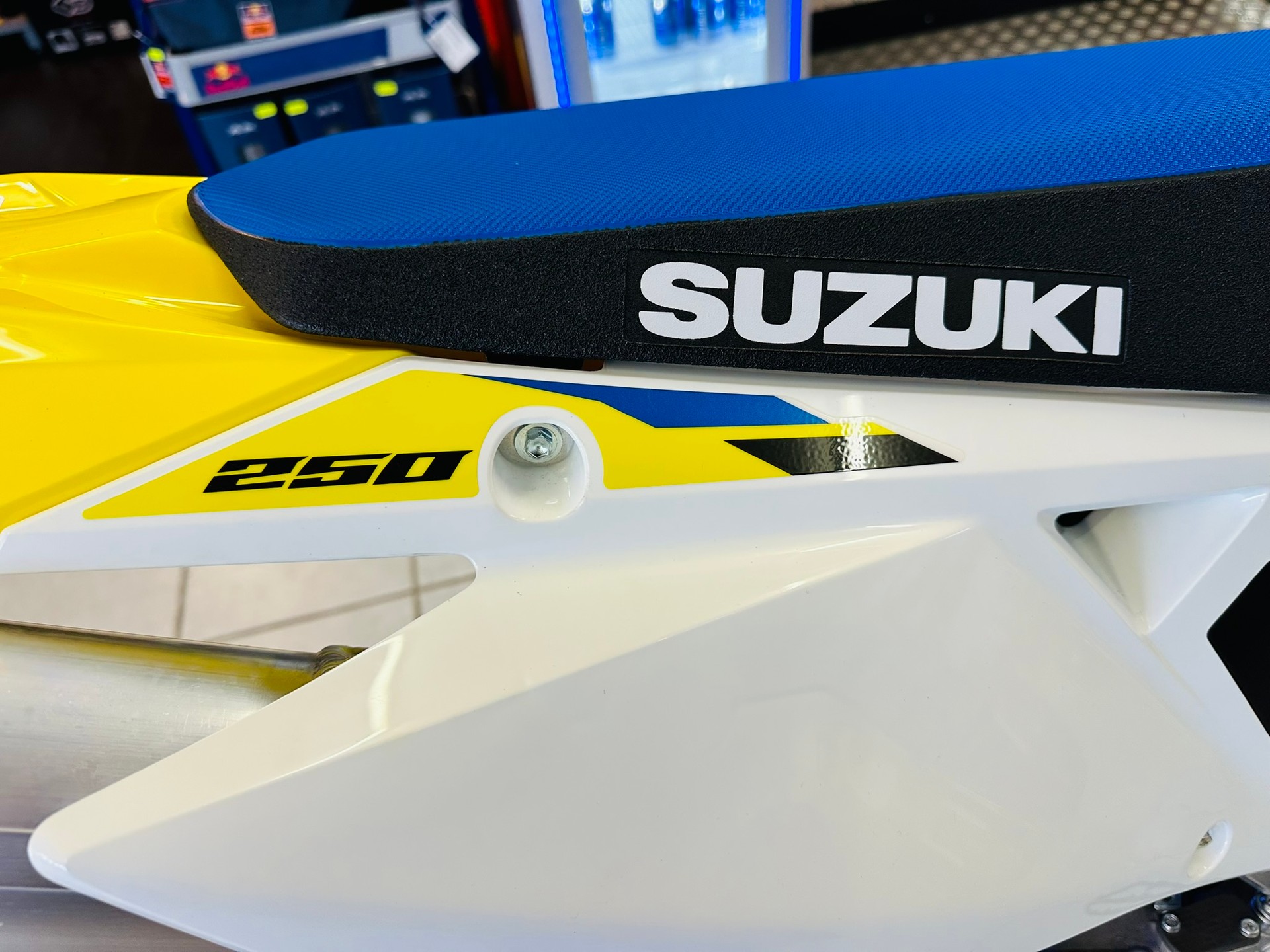 SUZUKI RM-Z 250-image-3