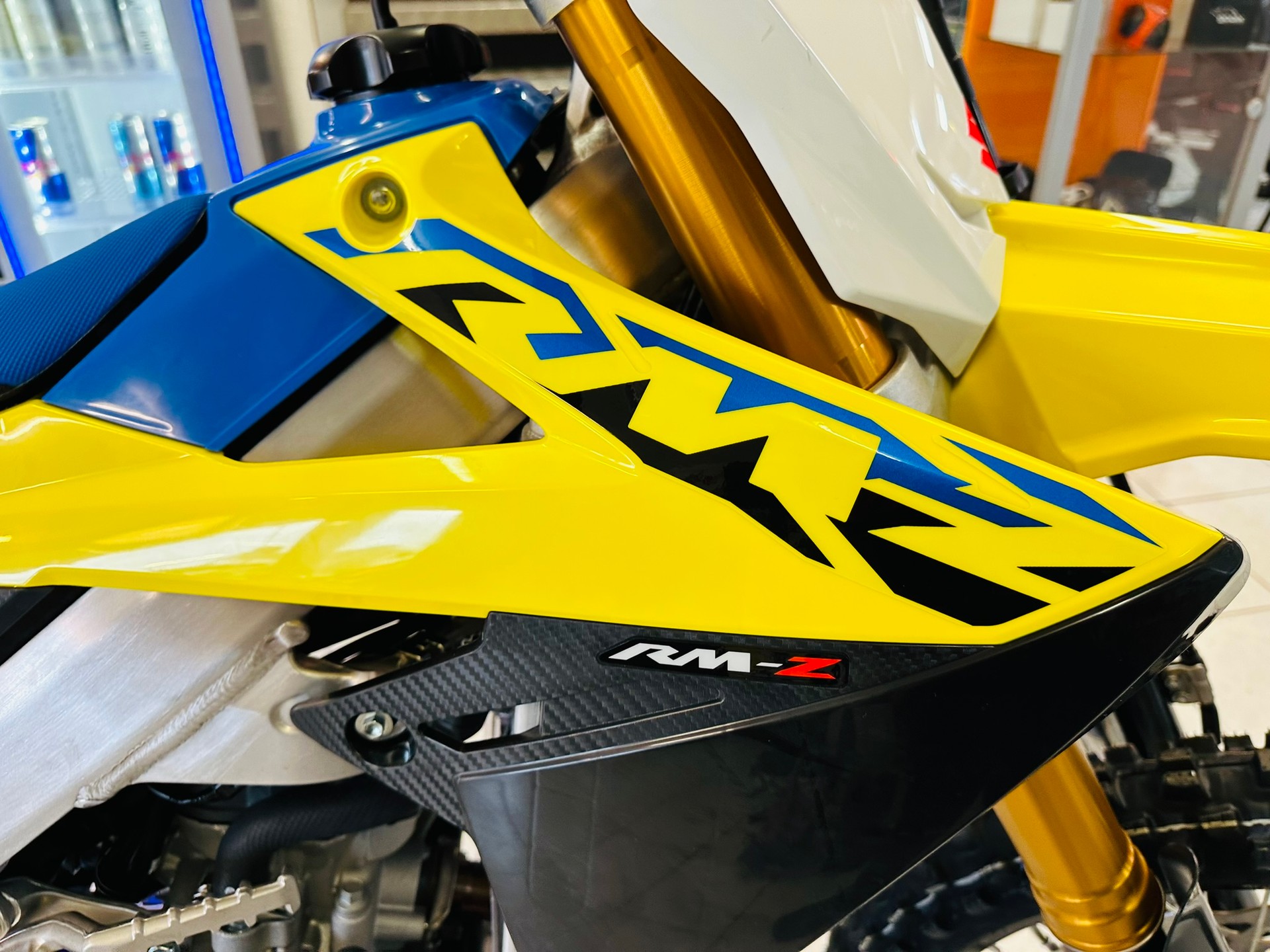 SUZUKI RM-Z 250-image-2
