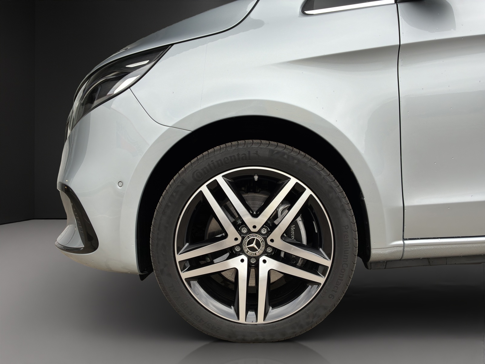 MERCEDES-BENZ V 300 d lang Avantgarde 4Matic 9G-Tronic-image-12
