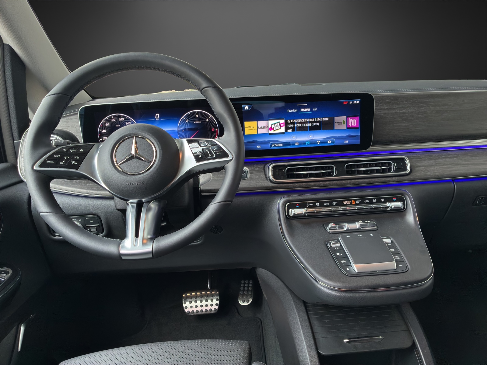 MERCEDES-BENZ V 300 d lang Avantgarde 4Matic 9G-Tronic-image-8