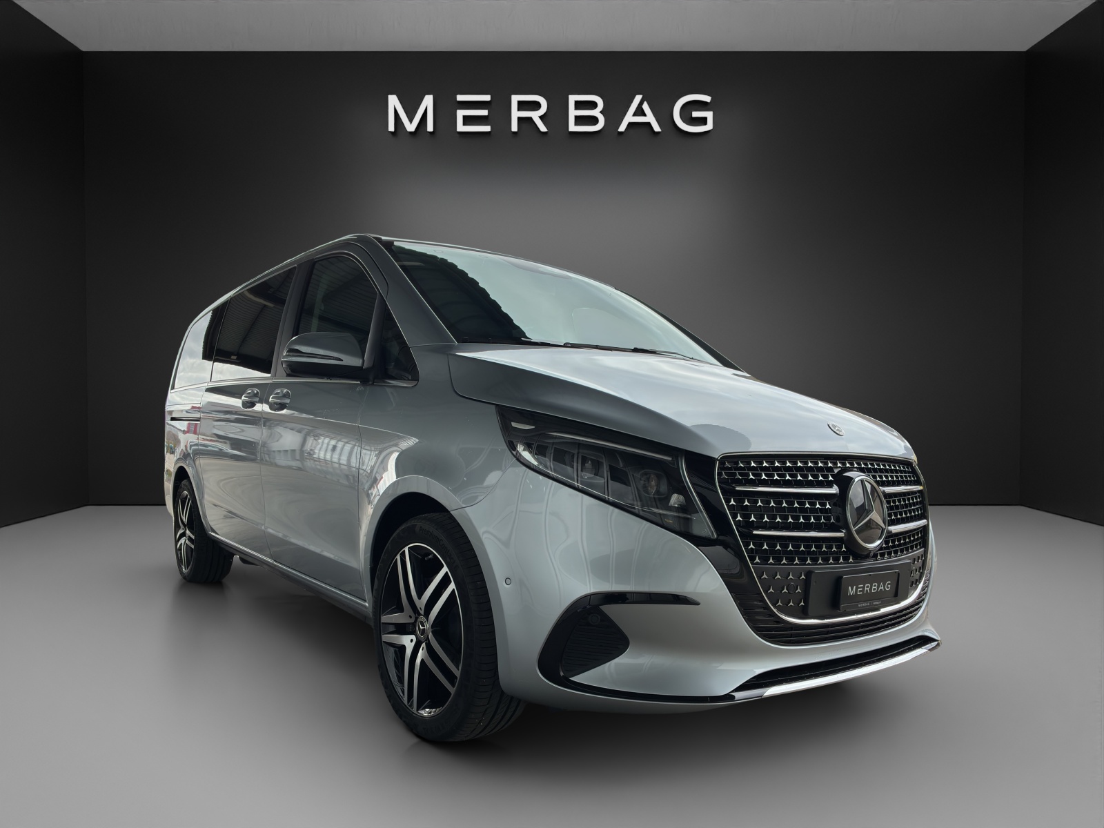 MERCEDES-BENZ V 300 d lang Avantgarde 4Matic 9G-Tronic-image-6