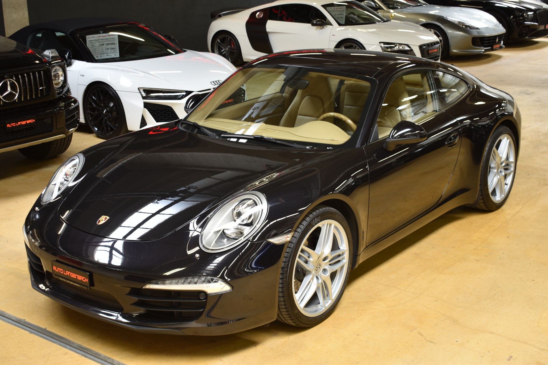 PORSCHE 911 Carrera PDK-showroom-element-1