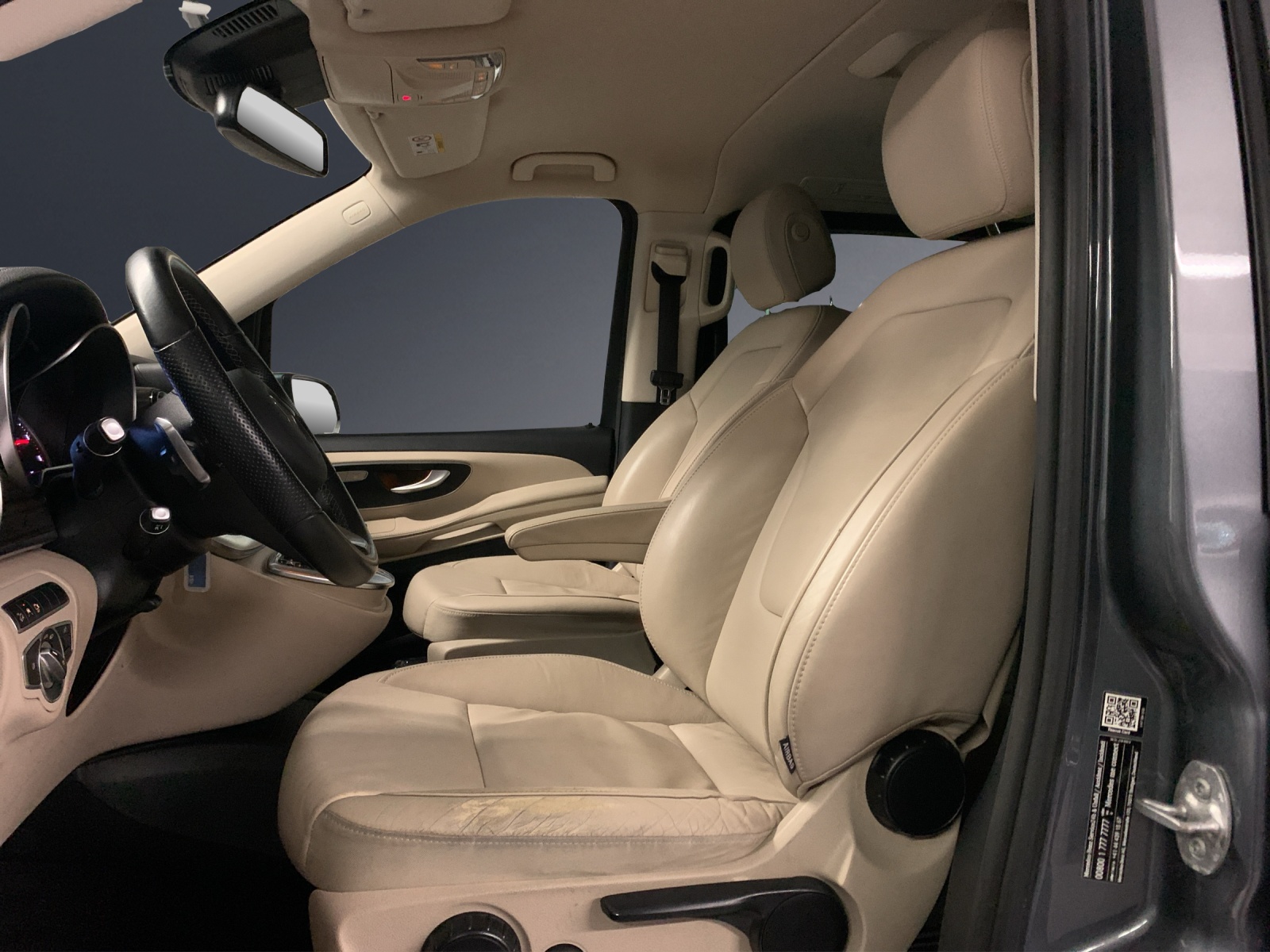 MERCEDES-BENZ V 250 d lang Exclusive 4Matic 9G-Tronic-image-5