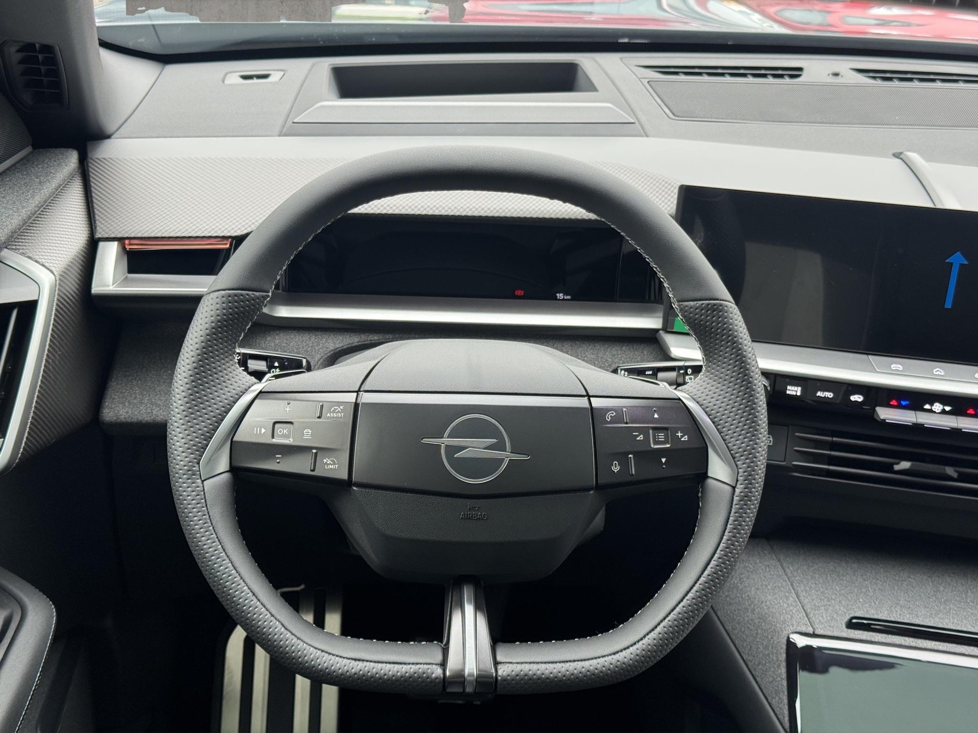 OPEL Grandland-e Ultimate AWD-image-13
