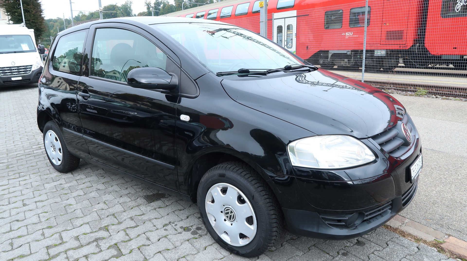 VW Fox 1.2-showroom-element-2
