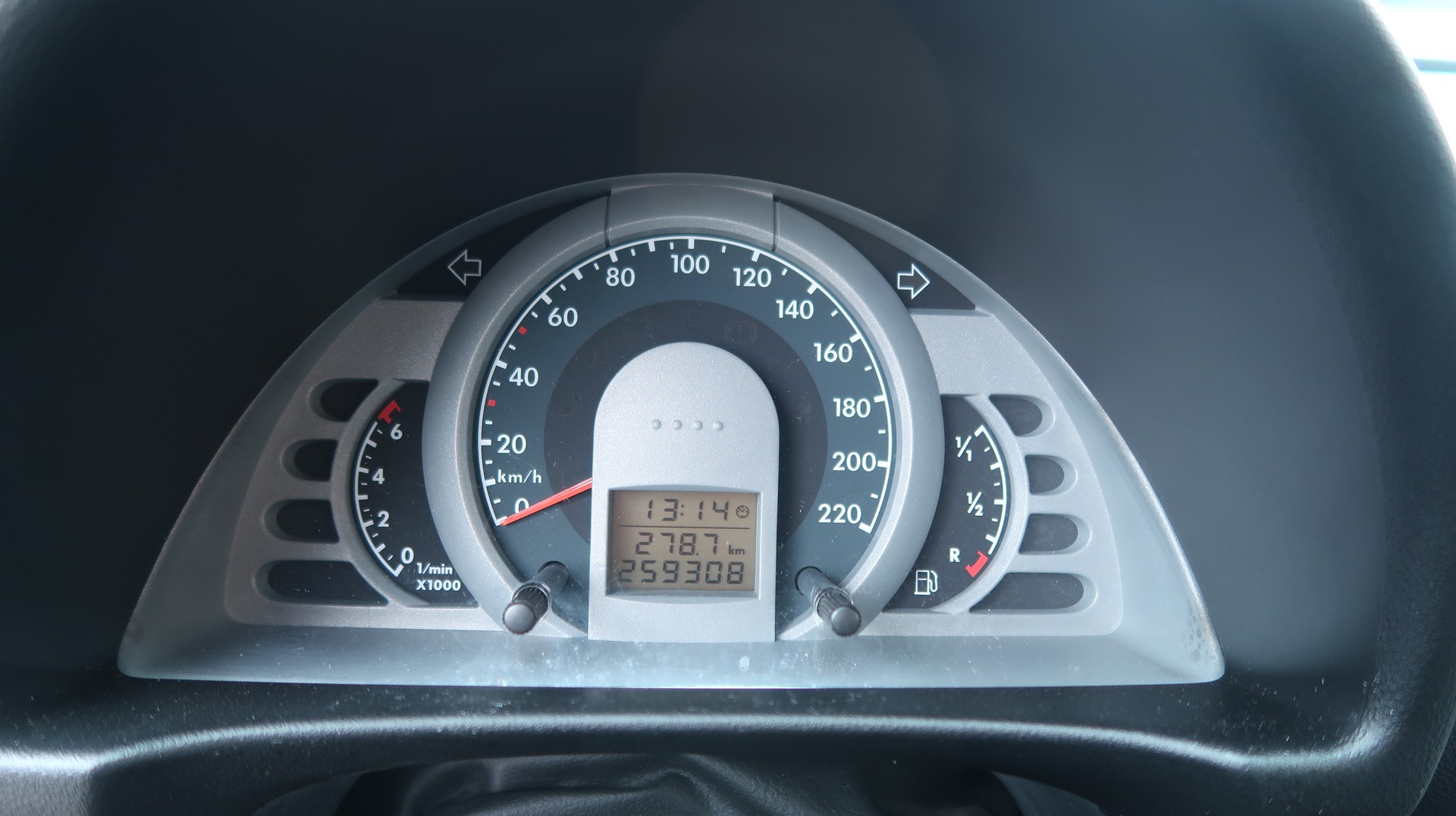 VW Fox 1.2-image-8