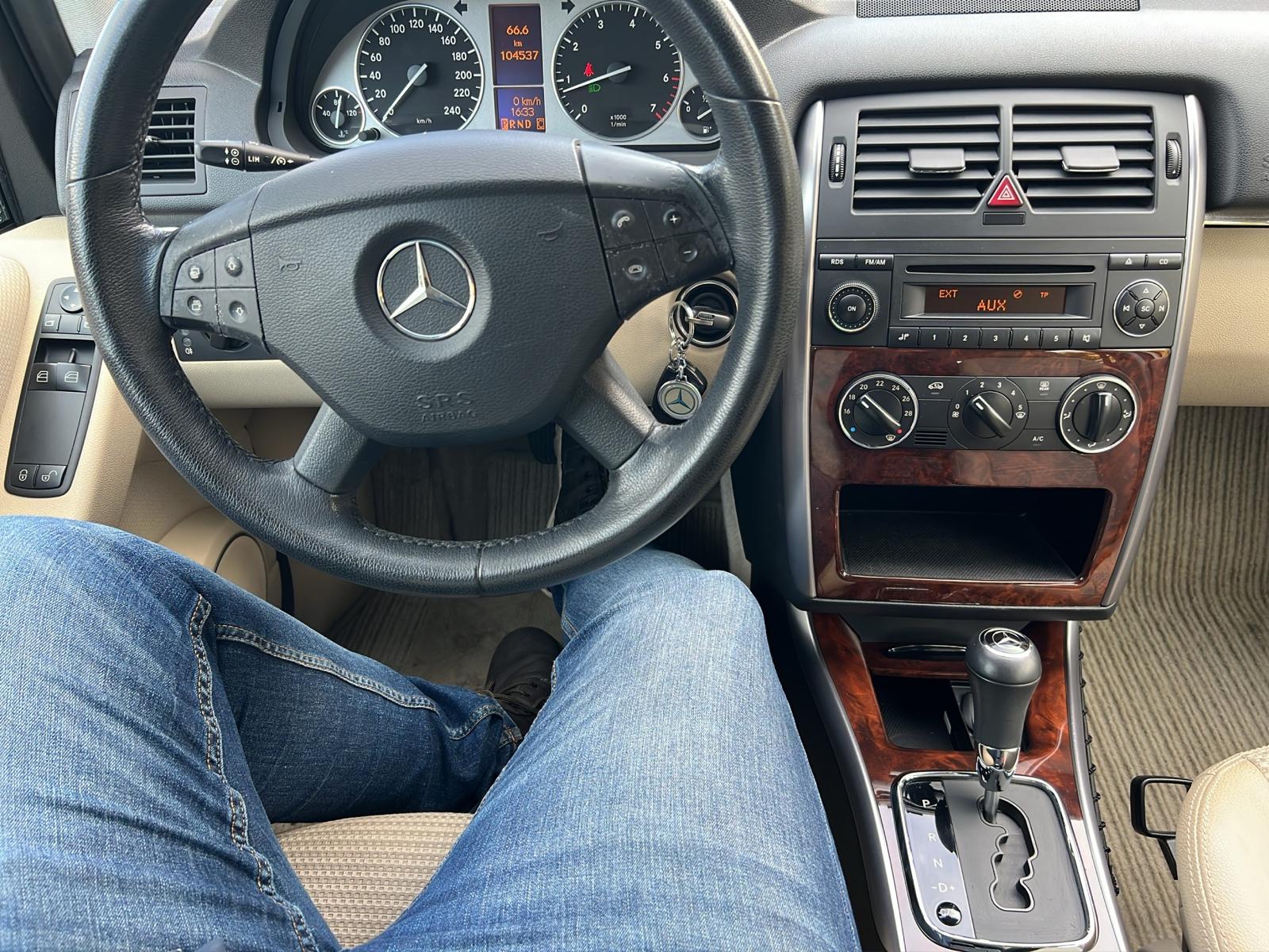 MERCEDES-BENZ B 200 T-image-6