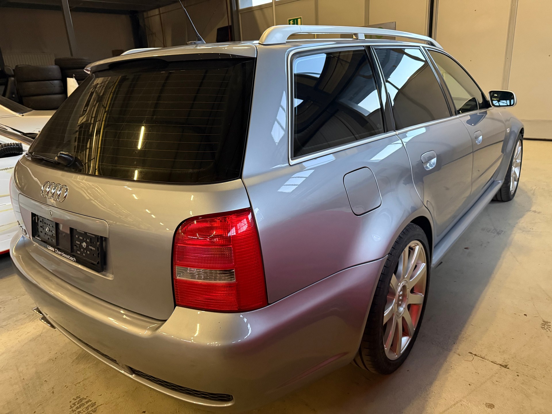 AUDI RS4 Avant quattro-image-1