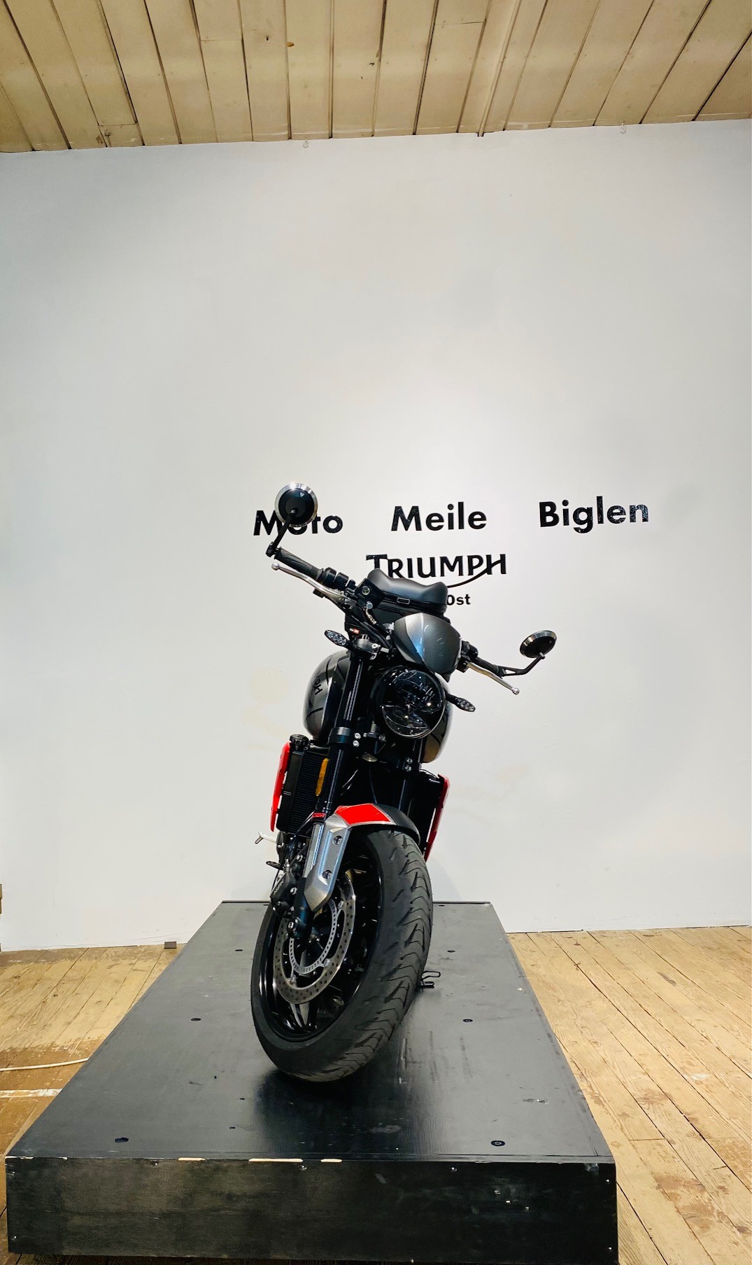 TRIUMPH Trident 660-image-3