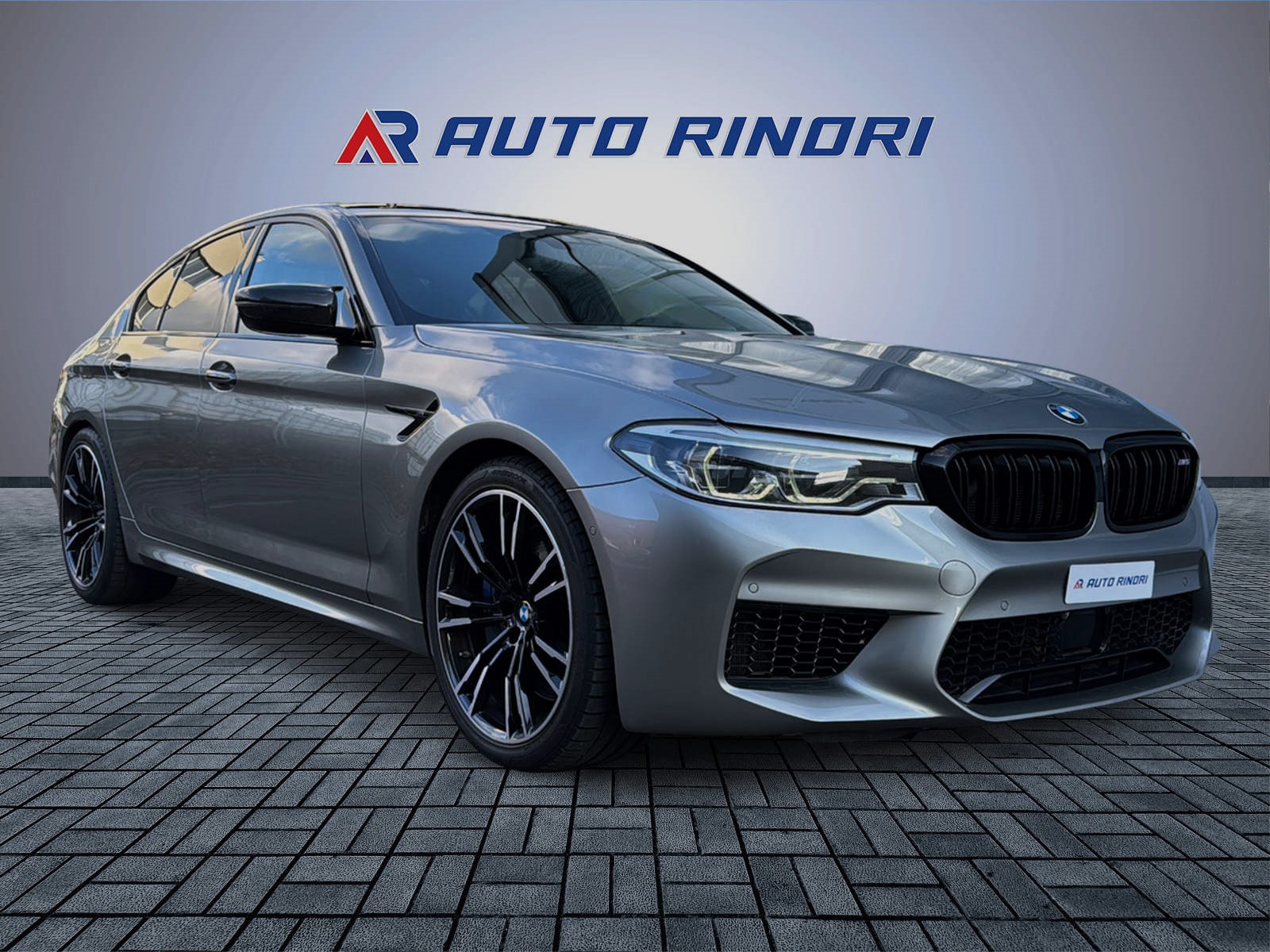 BMW M5 xDrive Drivelogic-showroom-element-1