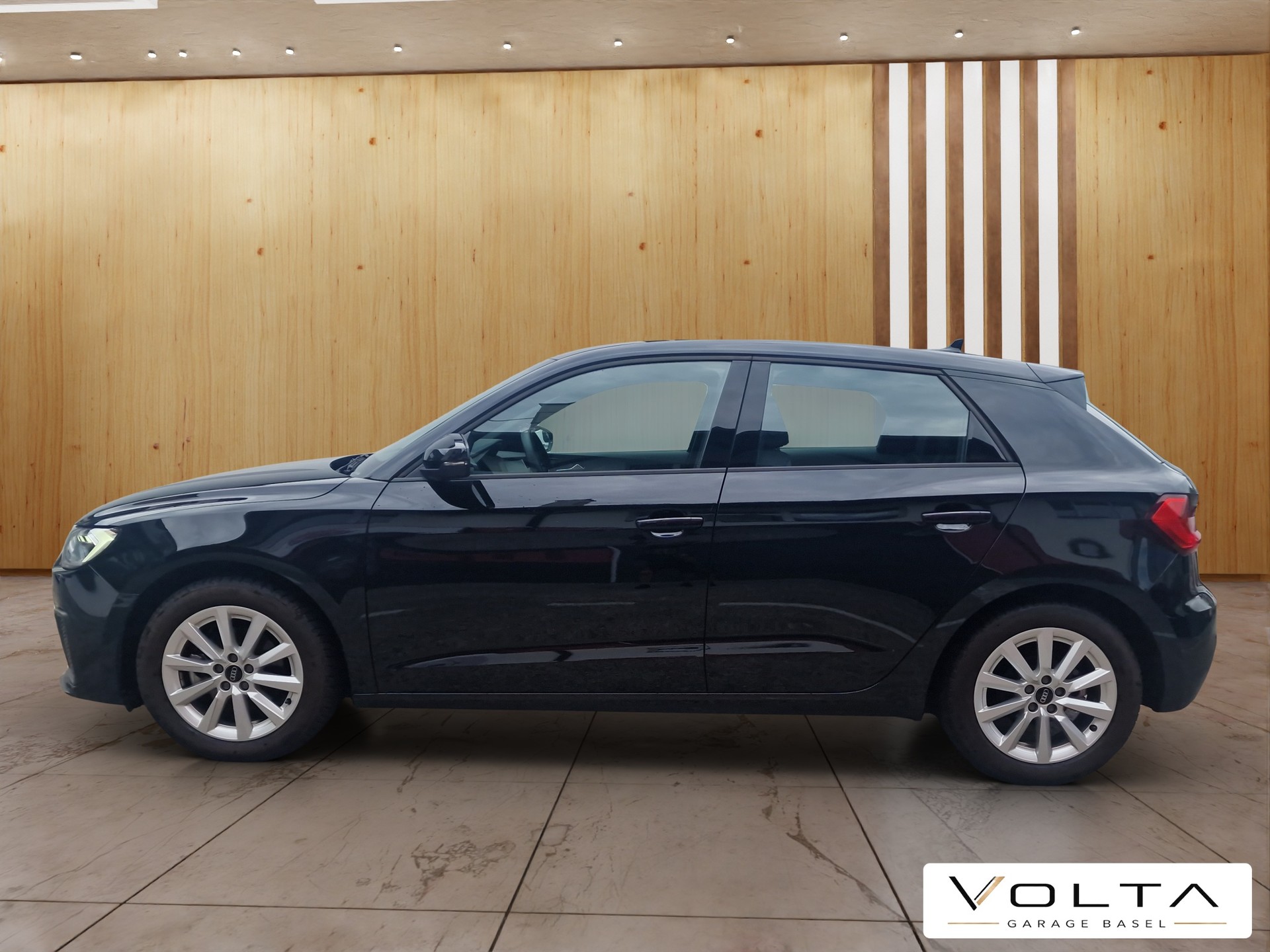 AUDI A1 Sportback 35 TFSI S-tronic-showroom-element-3
