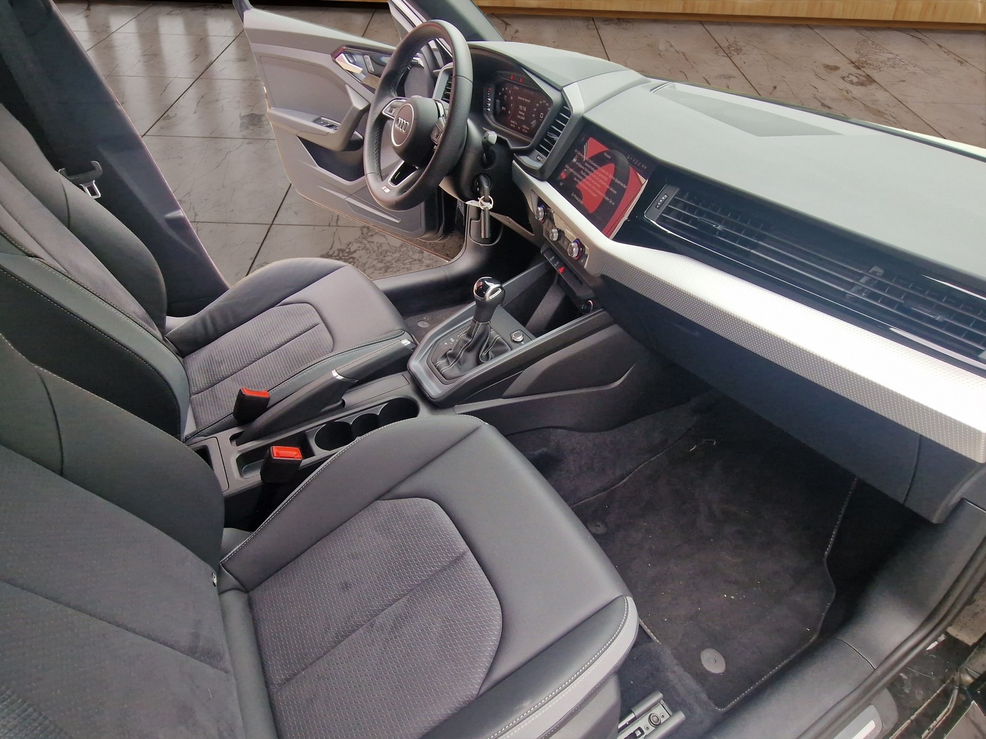 AUDI A1 Sportback 35 TFSI S-tronic-image-10