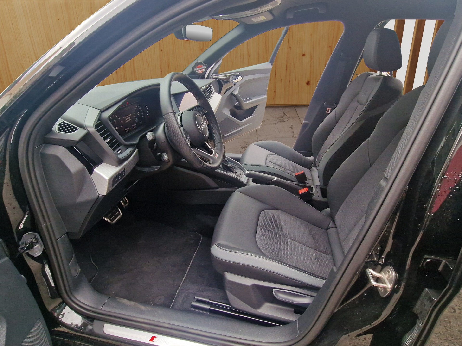 AUDI A1 Sportback 35 TFSI S-tronic-image-11