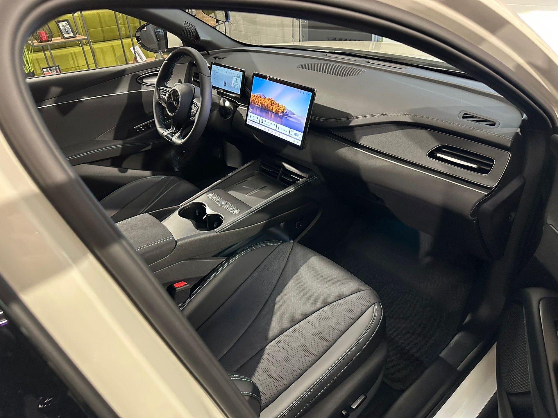 BYD Seal 6 DM-i Touring Boost-image-14