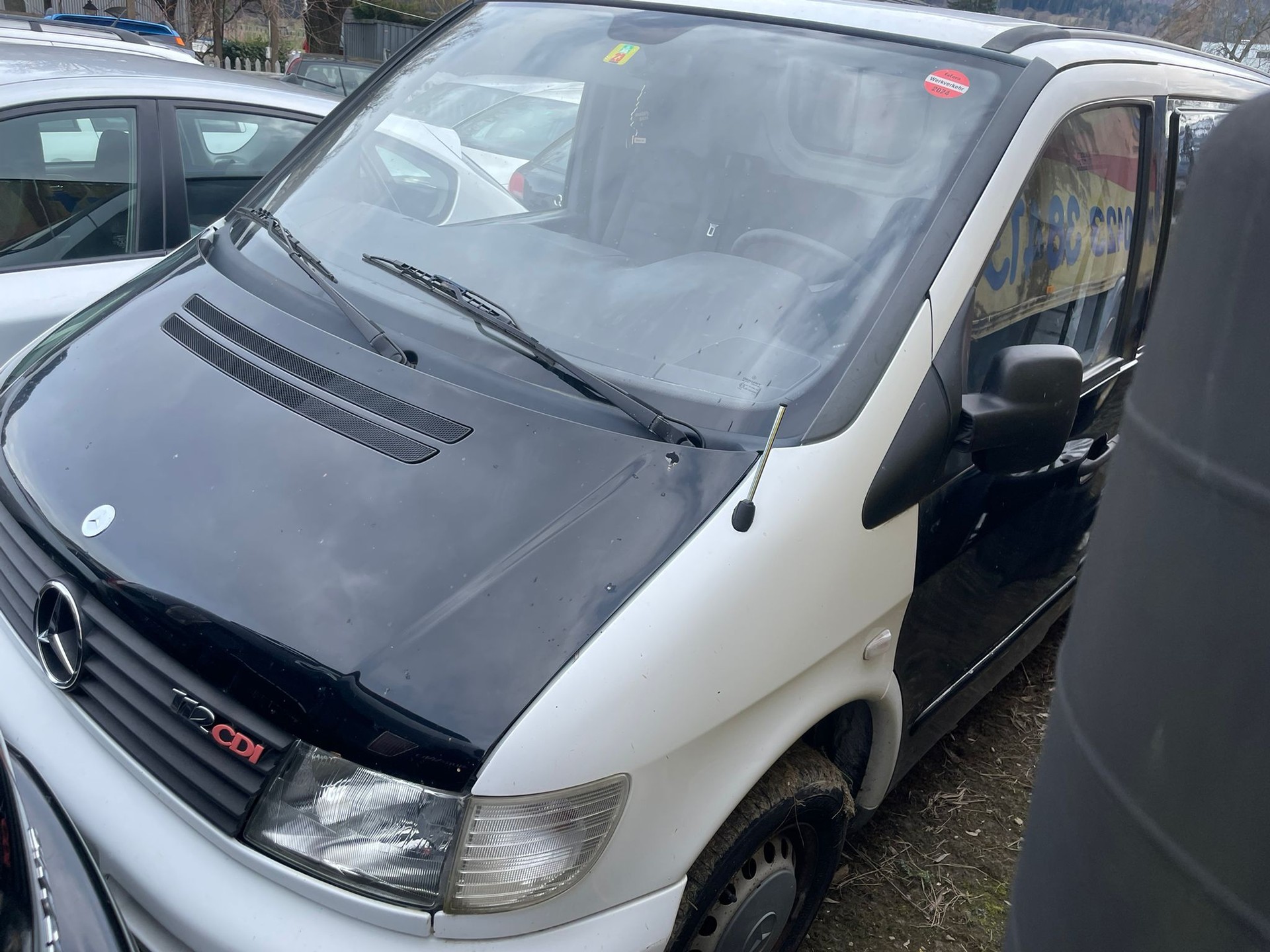 MERCEDES-BENZ Vito 112CDI-image-13