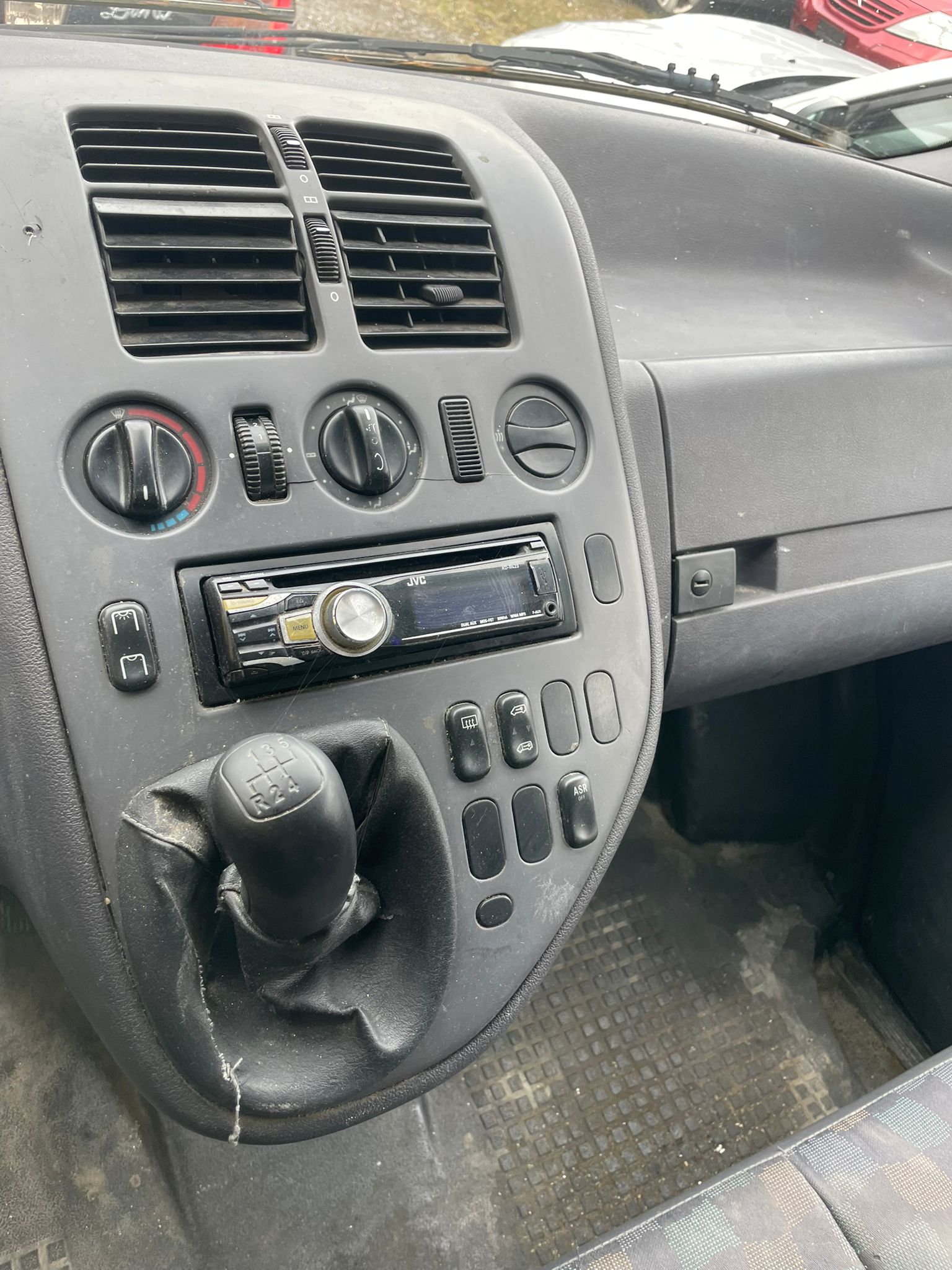 MERCEDES-BENZ Vito 112CDI-image-7
