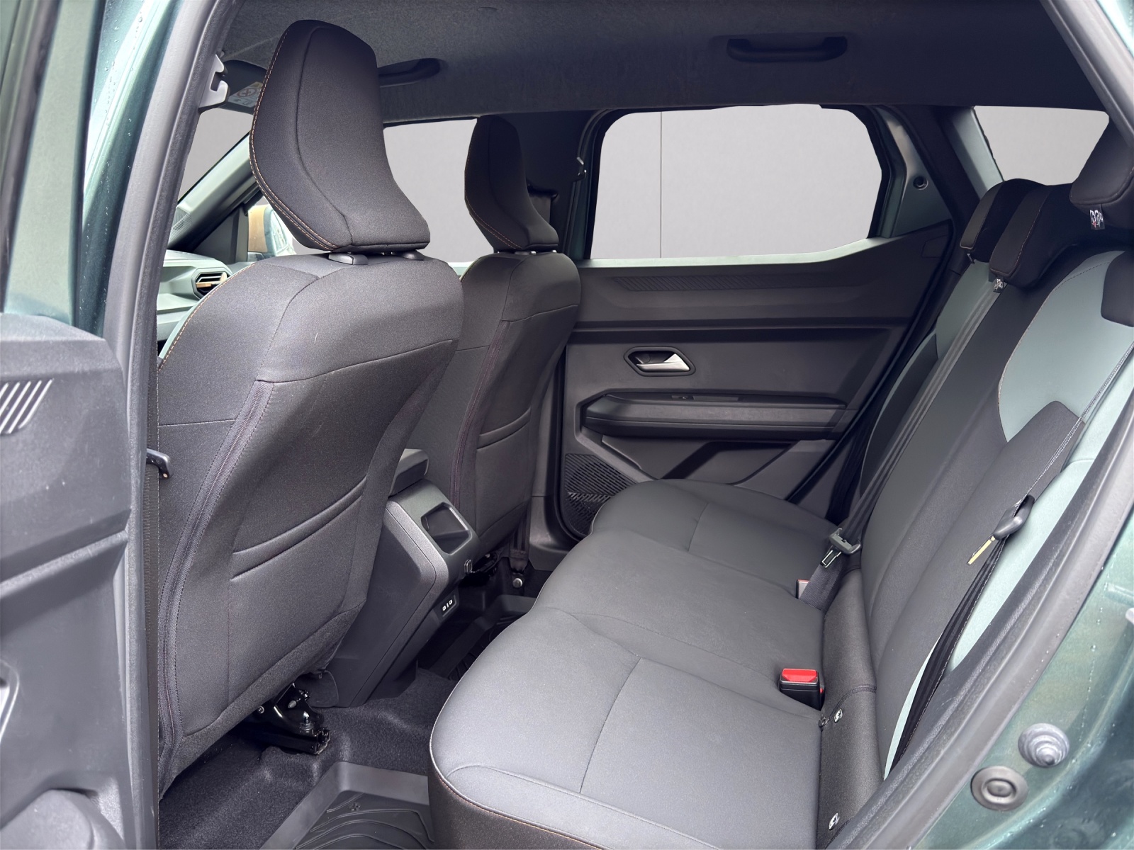 DACIA Duster HEV 140 Extreme-image-12