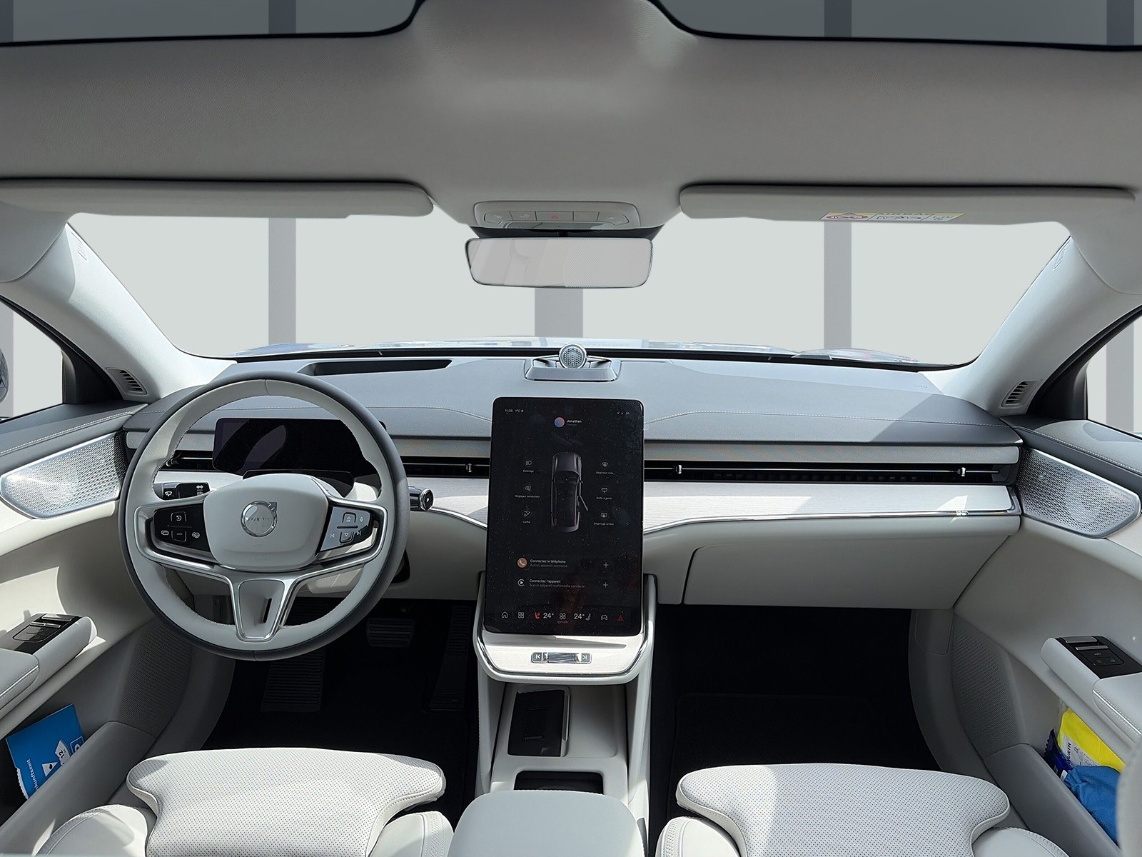 VOLVO ES90 Ultra-image-8