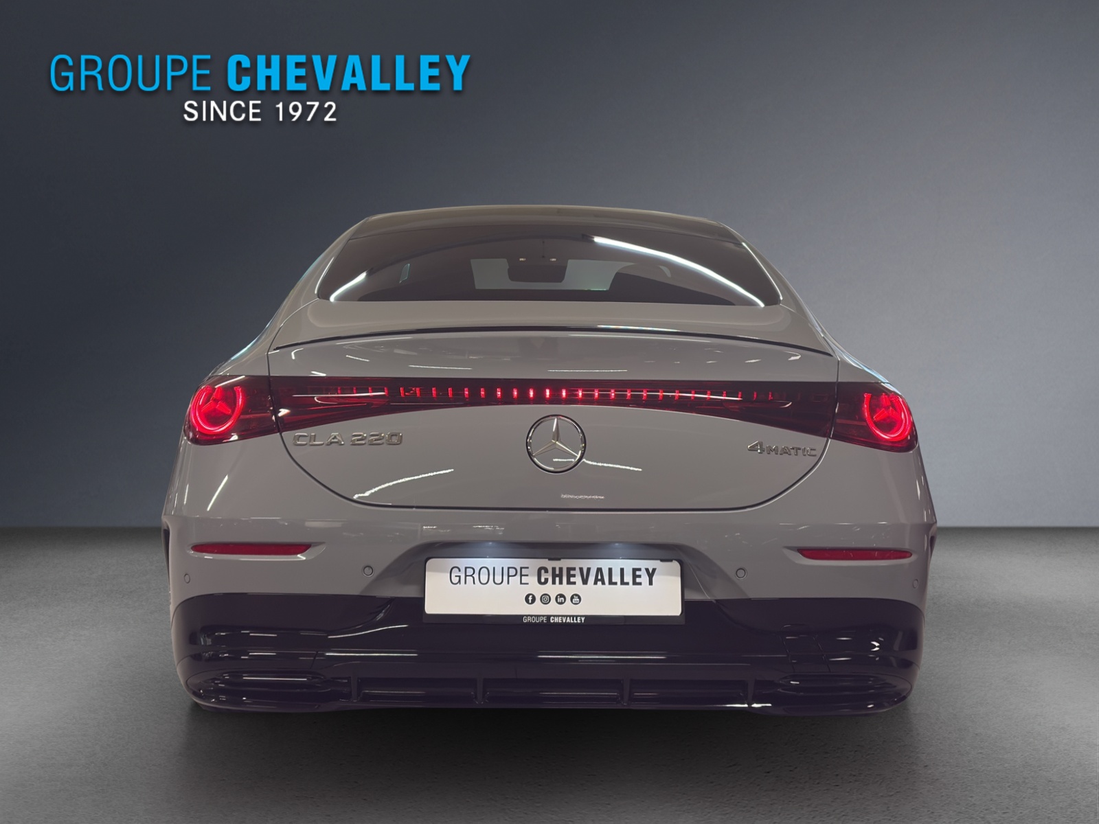 MERCEDES-BENZ CLA 220 4M-image-4