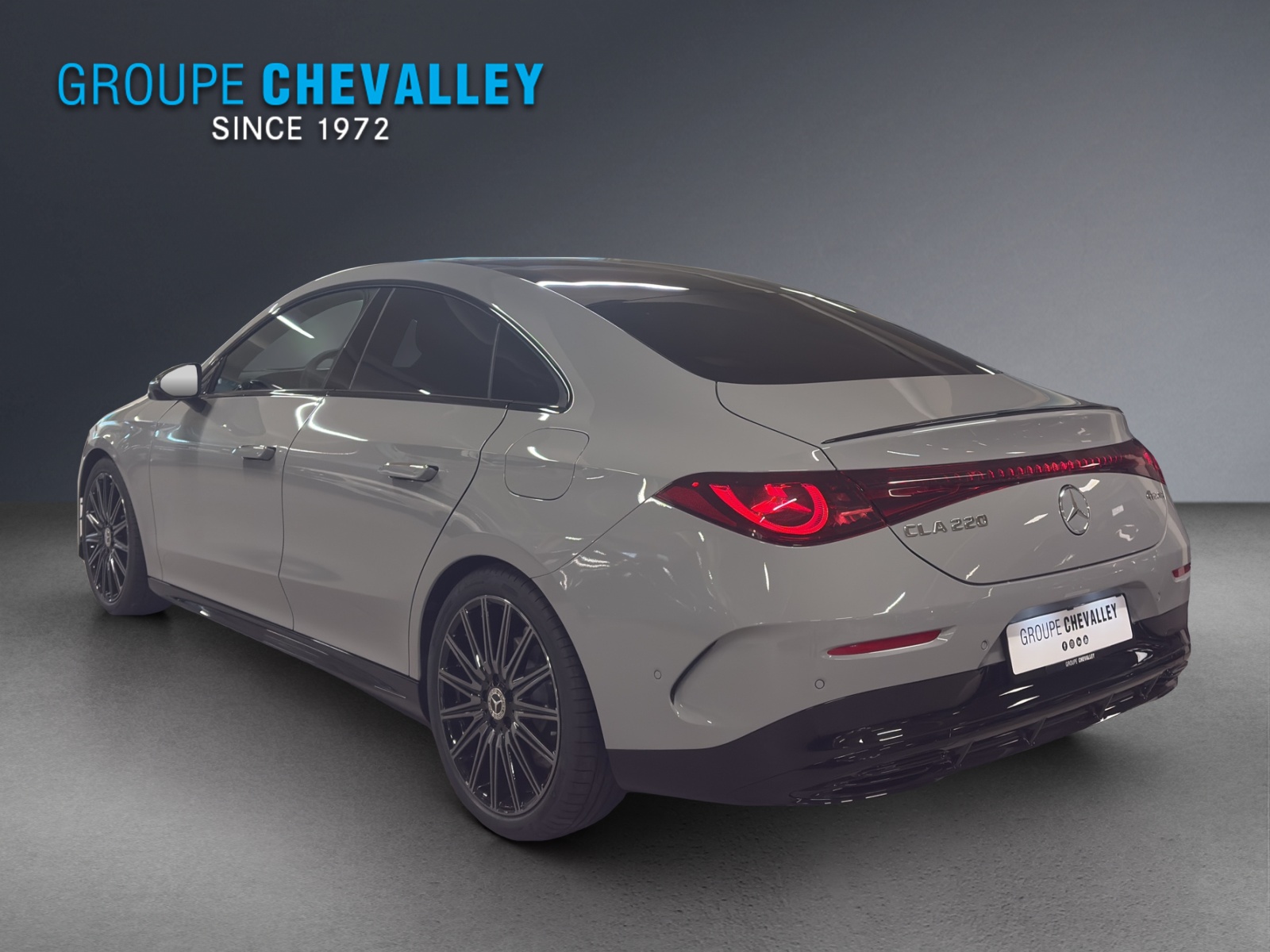 MERCEDES-BENZ CLA 220 4M-showroom-element-2