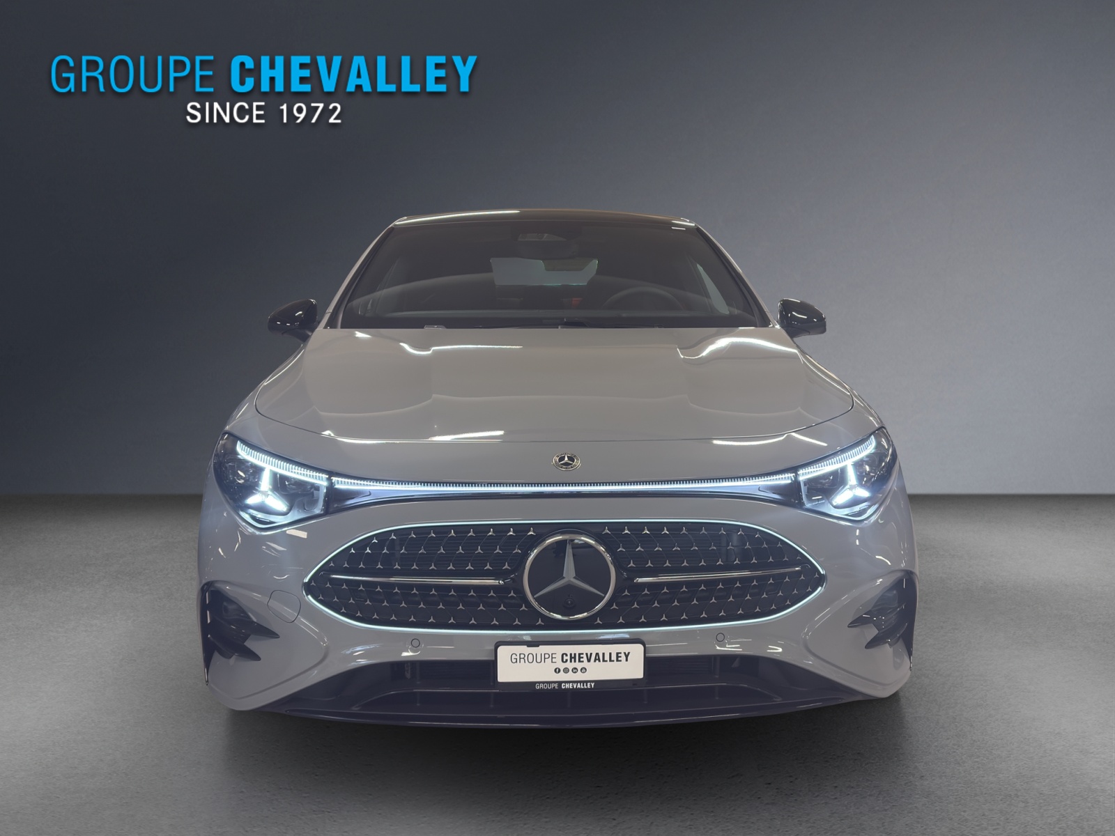 MERCEDES-BENZ CLA 220 4M-showroom-element-3