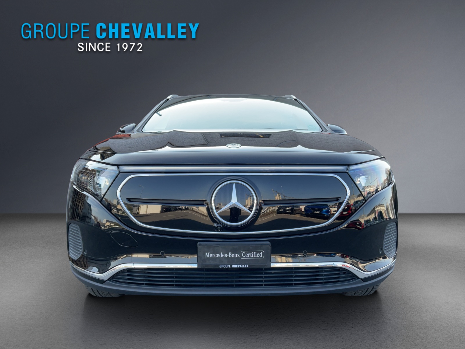 MERCEDES-BENZ EQA 250-showroom-element-1