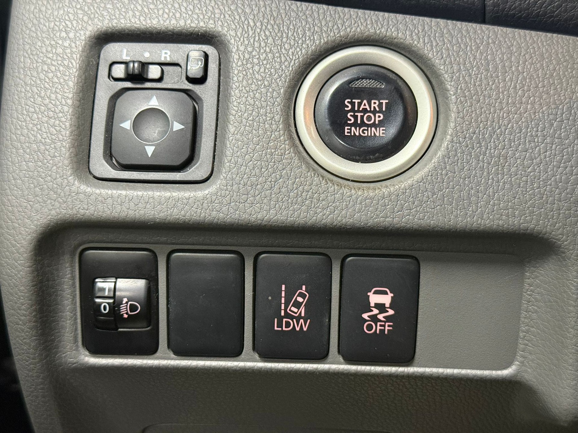 FIAT Fullback LX 2.4 MJ DC Swiss 4WD A-image-25